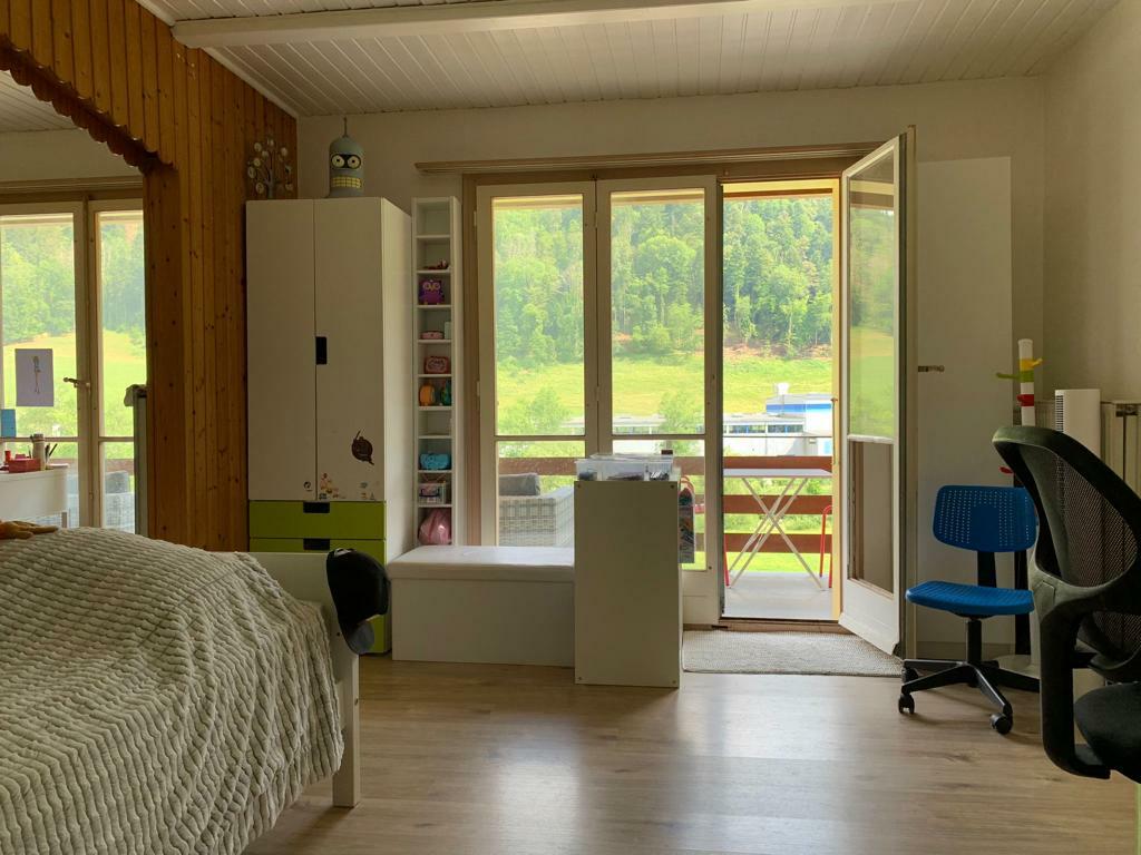 Chambre avec accès balcon. Chambre avec accès balcon.