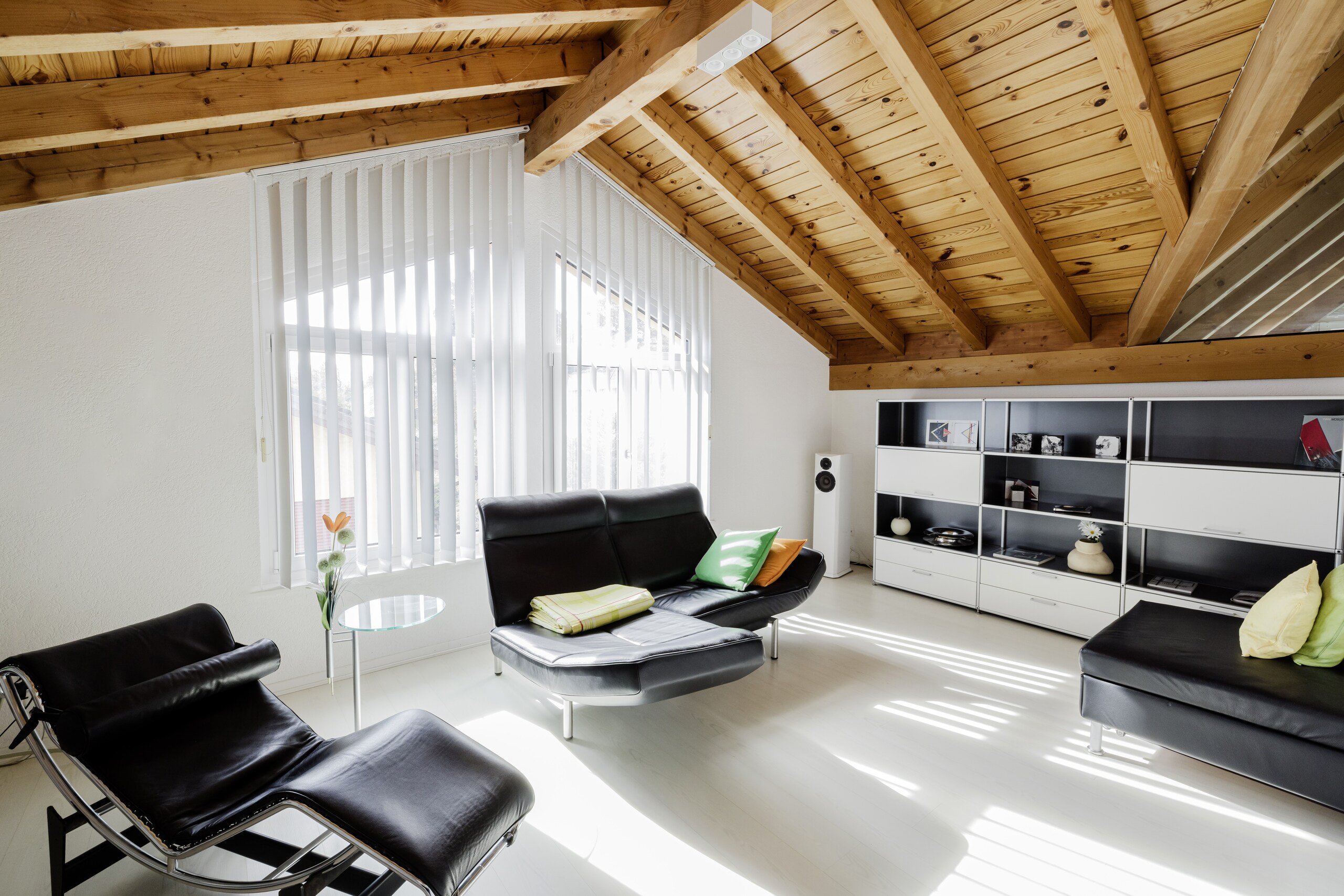 Interior view 3