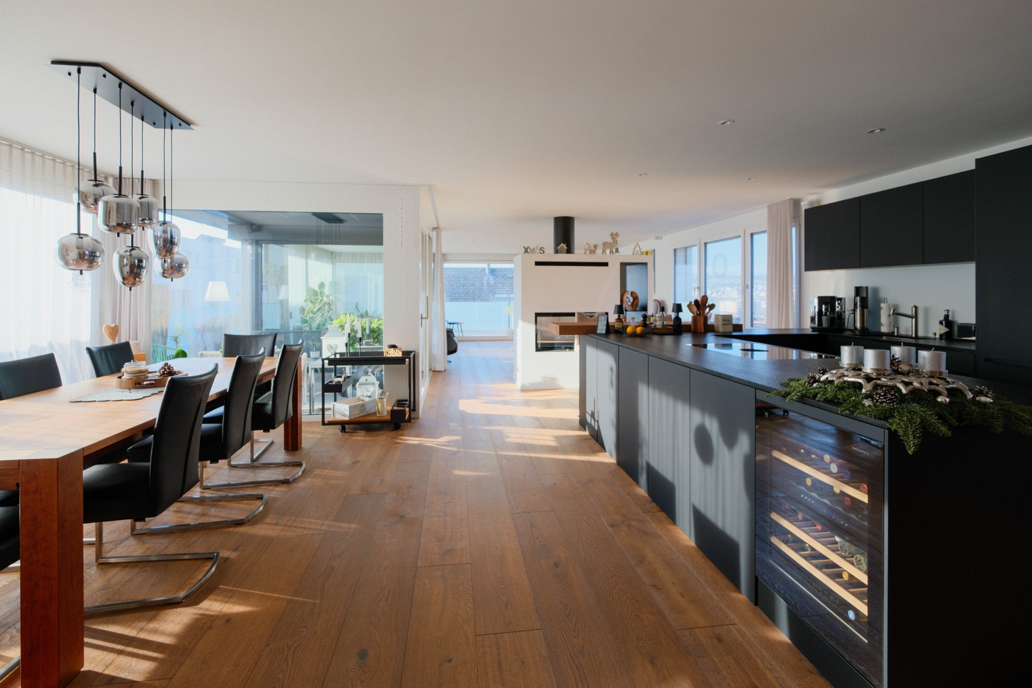 Essbereich mit Küche