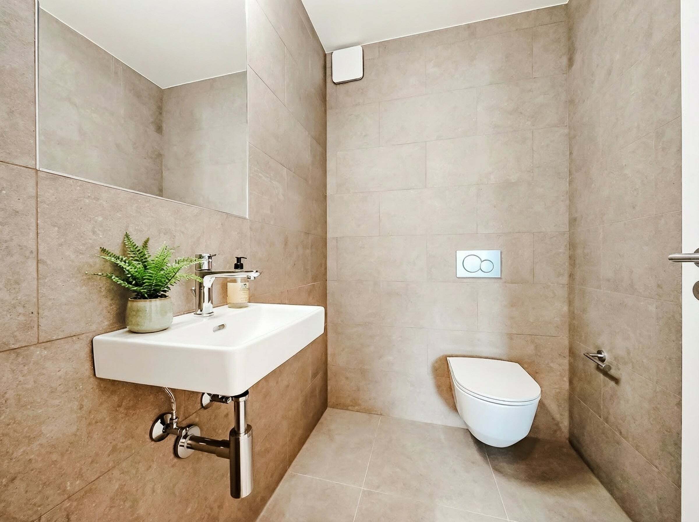 Interior view 7
