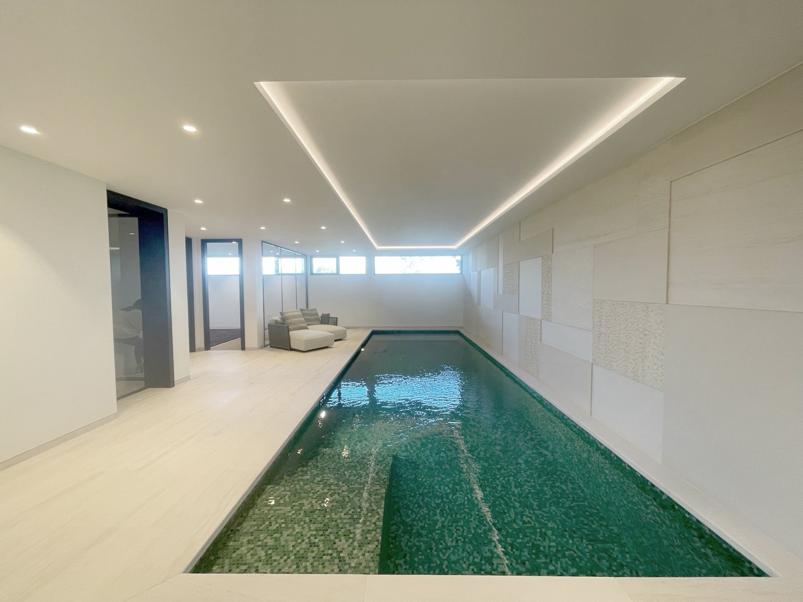 Piscine intérieure