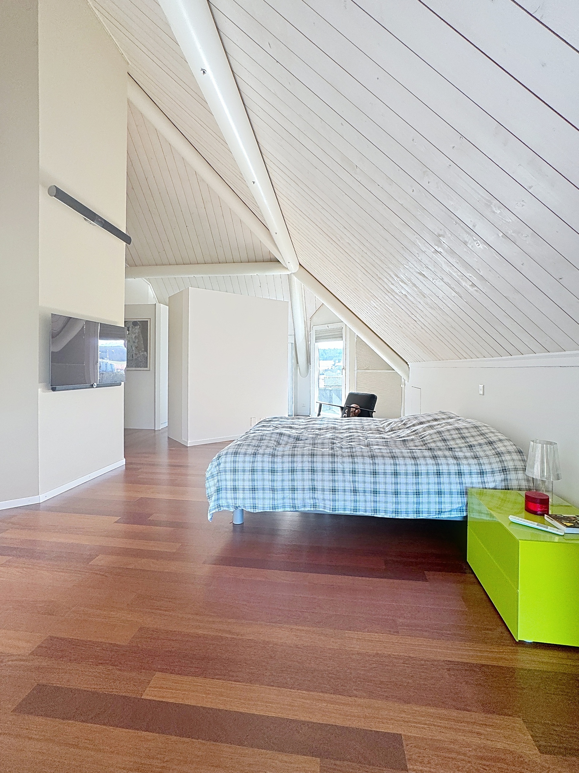 Chambre parentale avec deux balcons