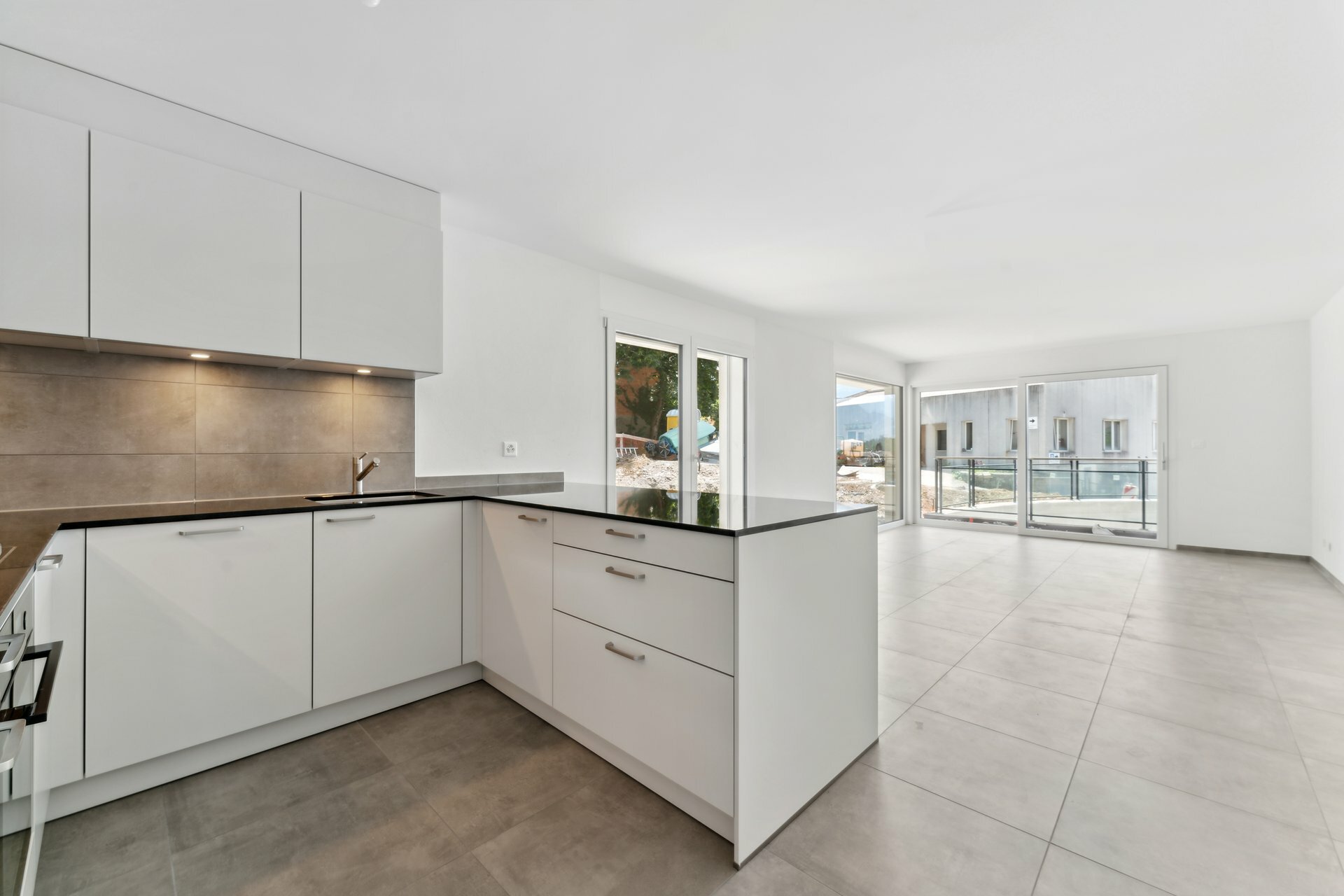 Open kitchen
