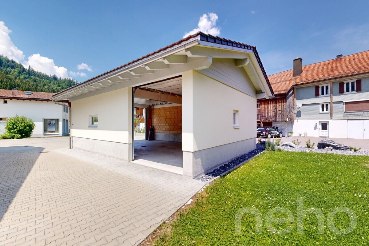 Photo 12
