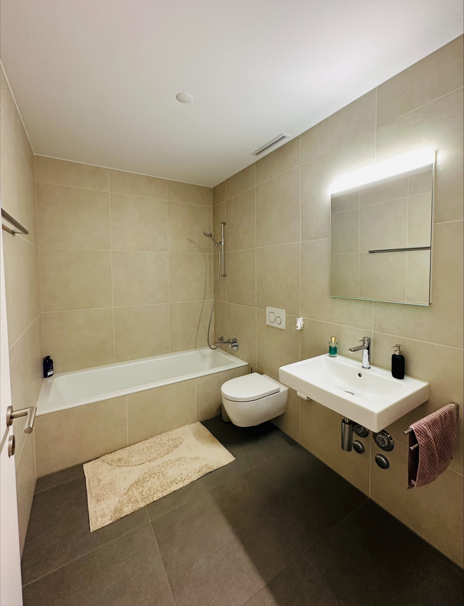 Sep. Badezimmer Sep. Badezimmer