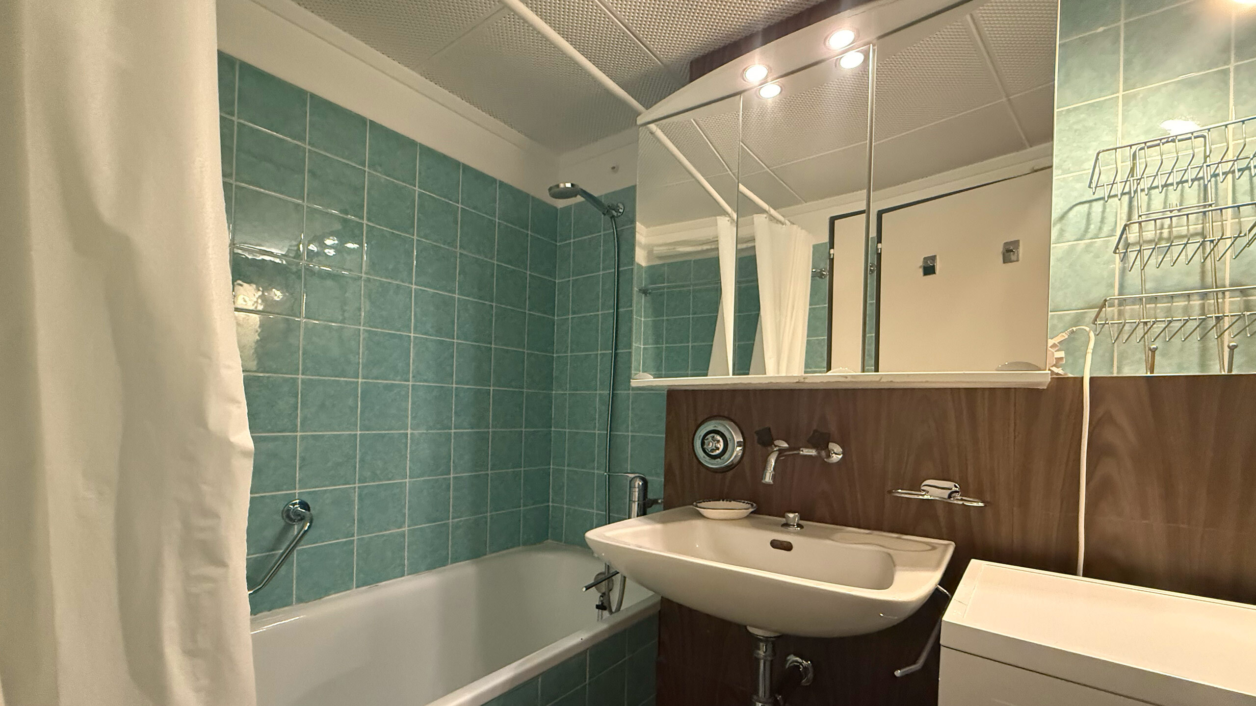 Bathroom Bathroom
