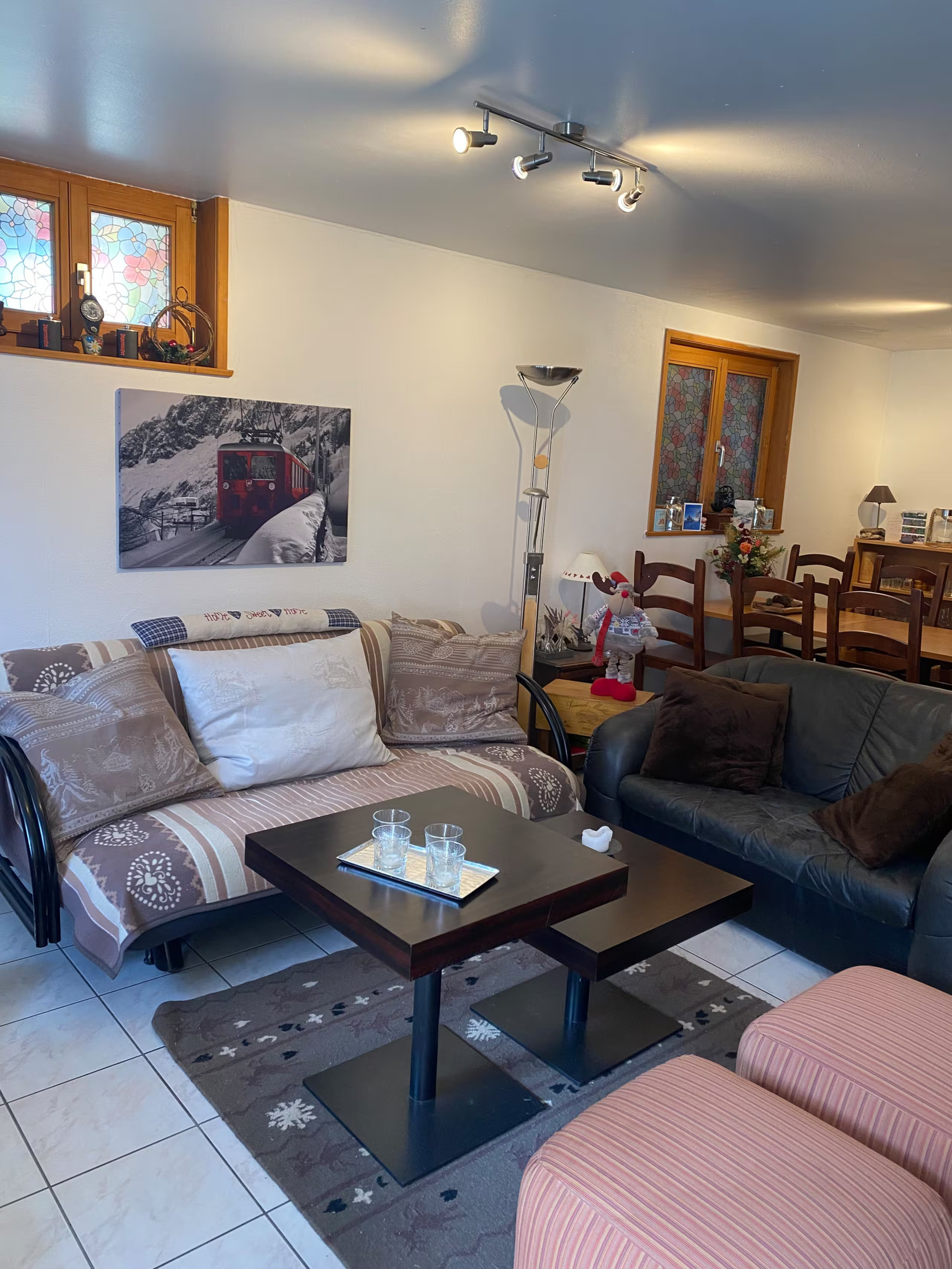 Interior view 2