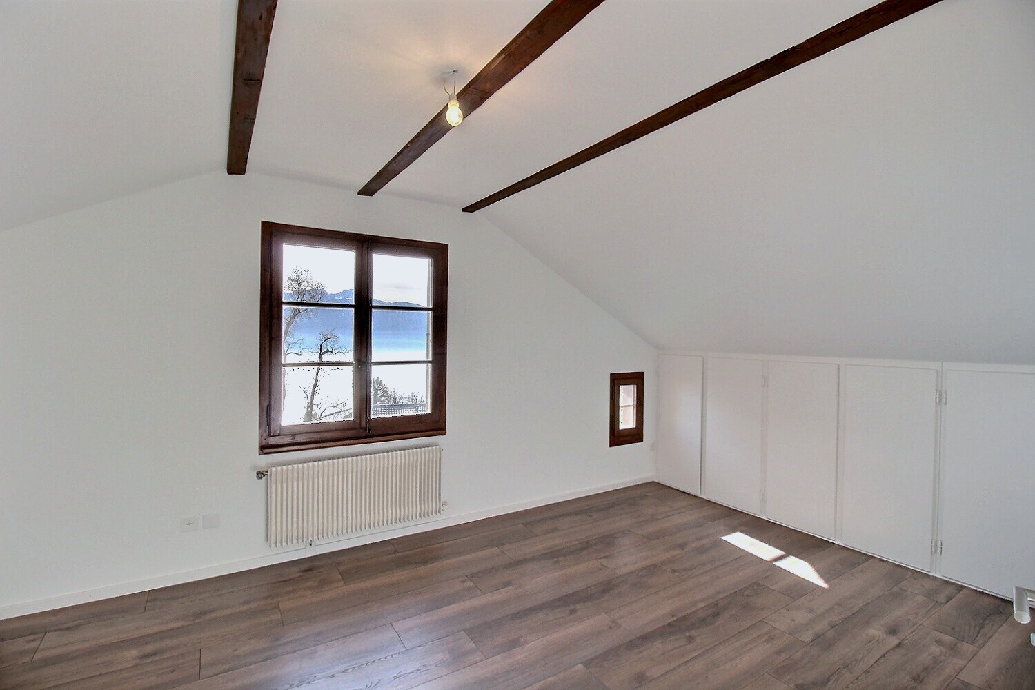 Interior view 4