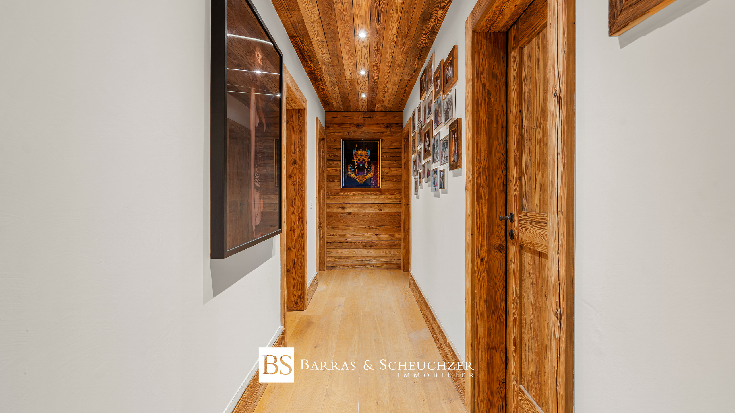 Couloir chambres Couloir chambres
