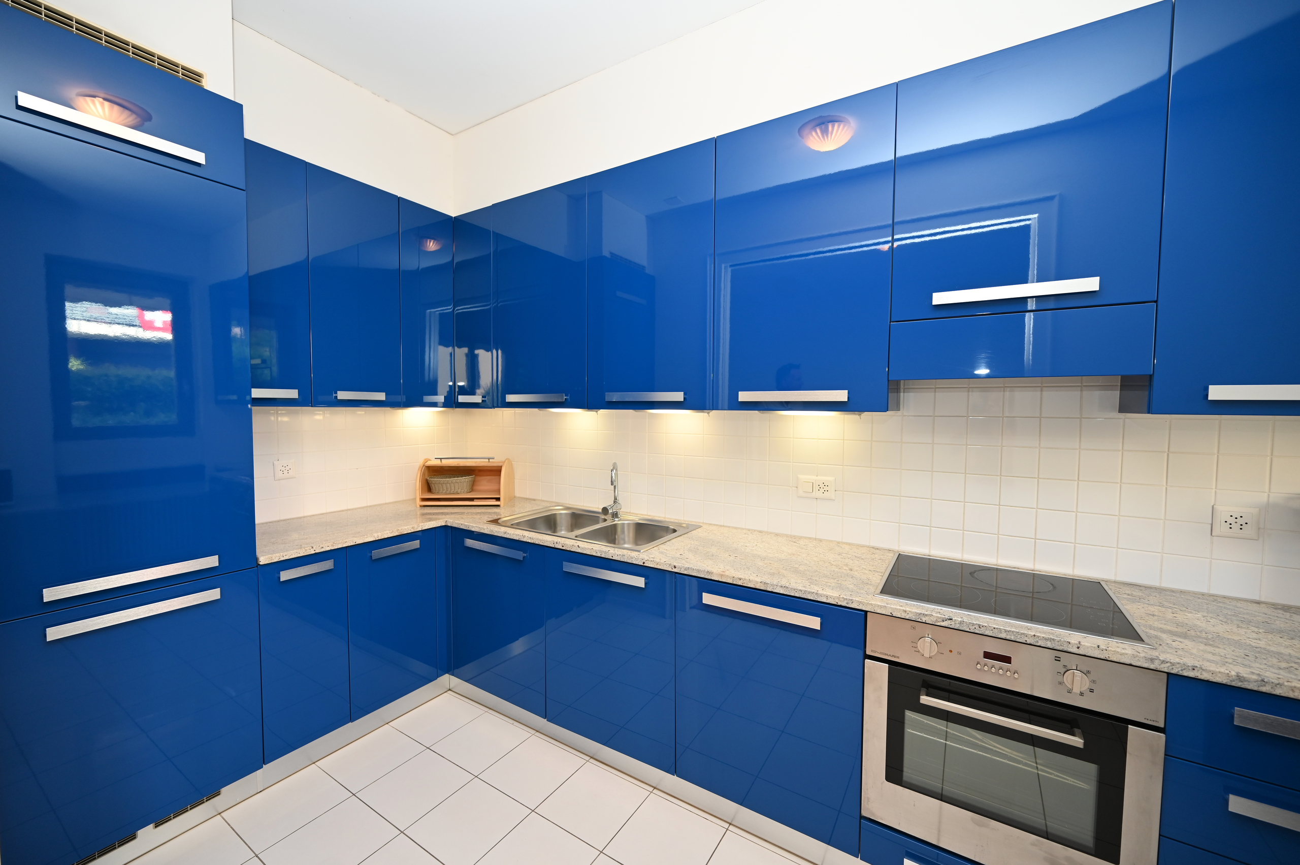 Interior view 4