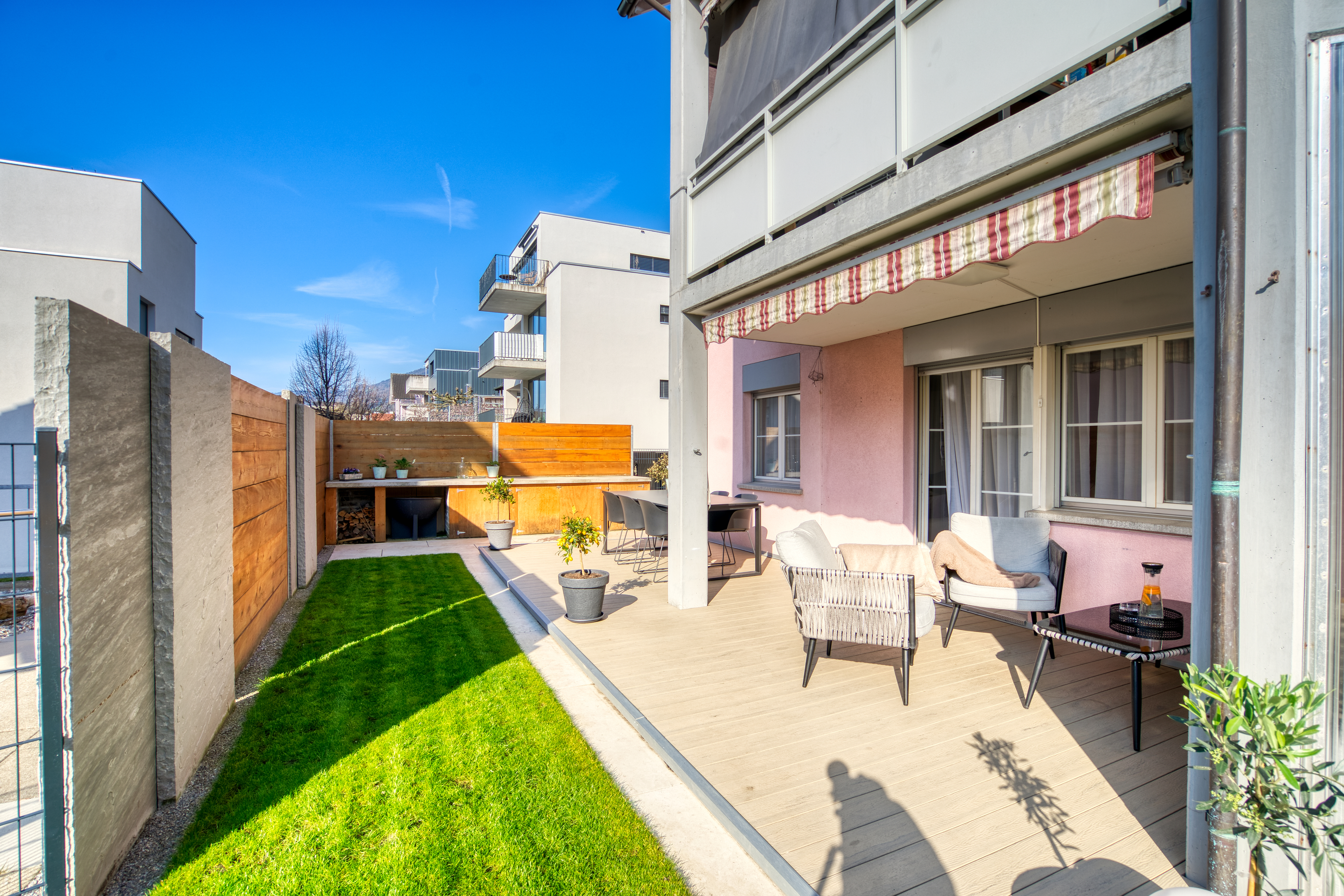 Garten mit Outdoorküche