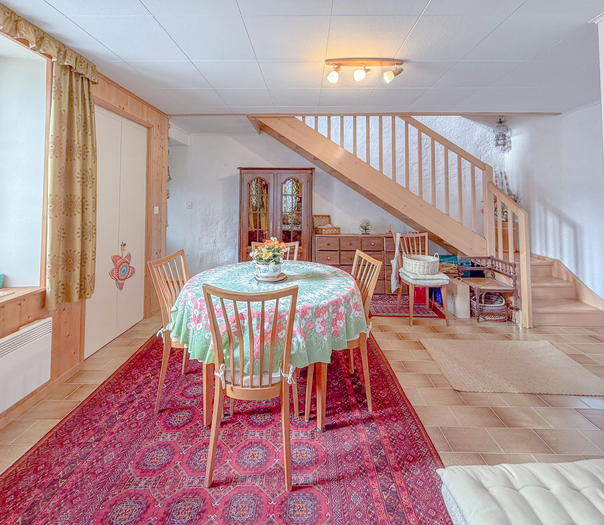 Espace séjour/salle à manger au rez 