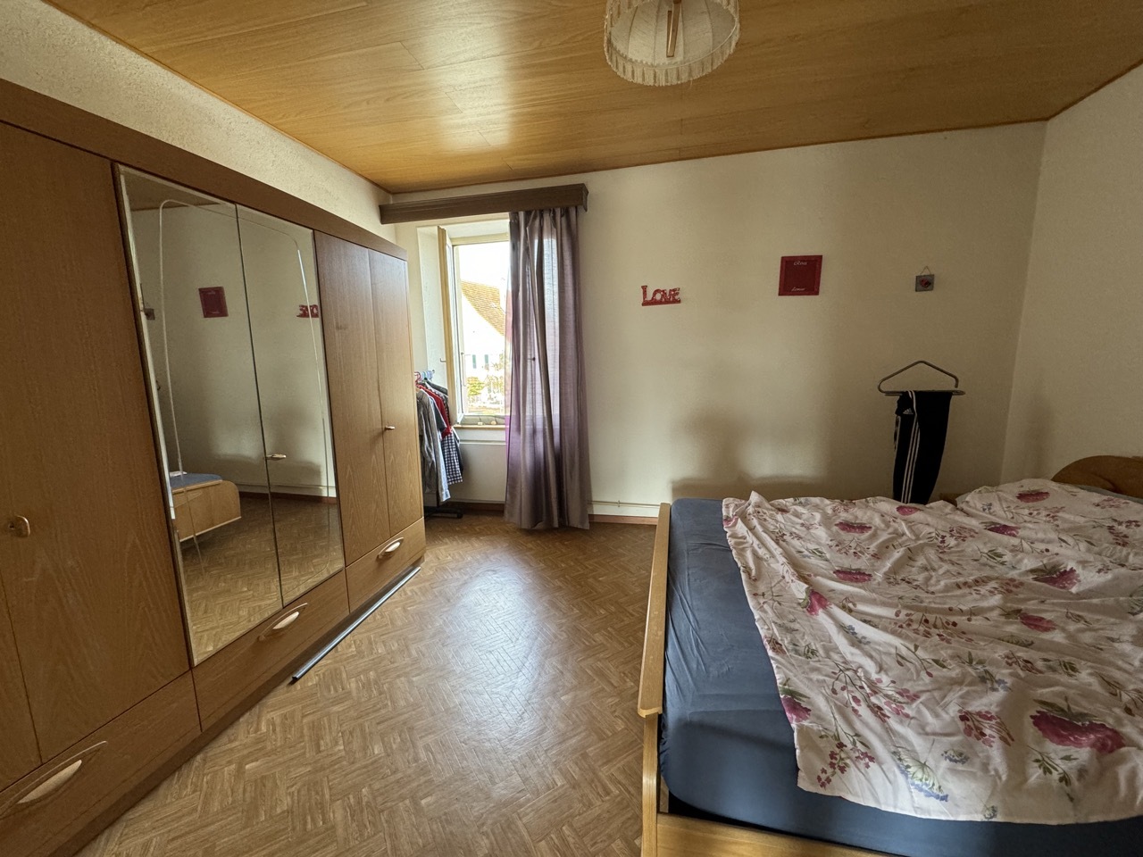 Logement 2ème étage et combles Logement 2ème étage et combles