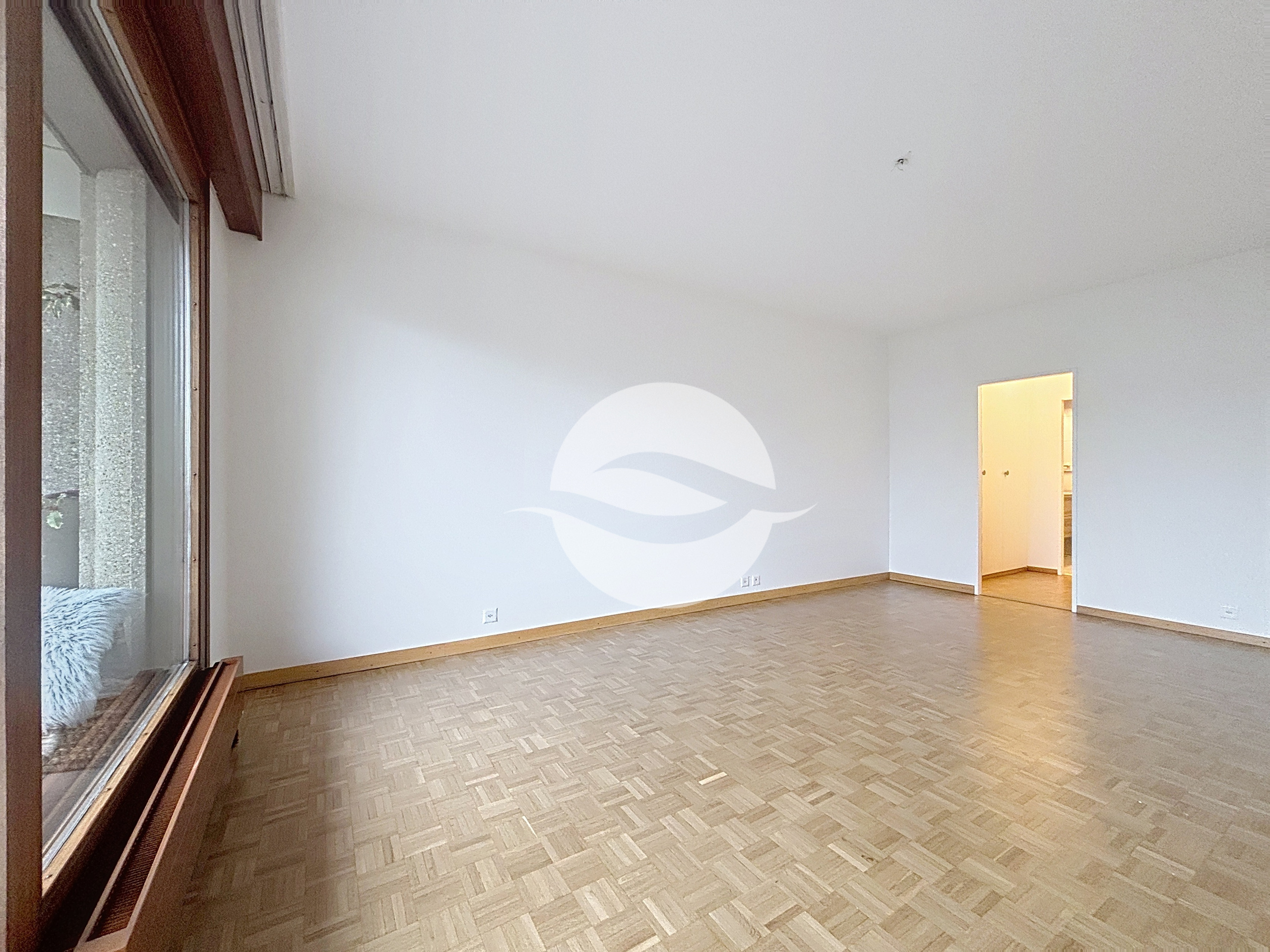 Master avec dressins et salle de bains privative Master avec dressins et salle de bains privative