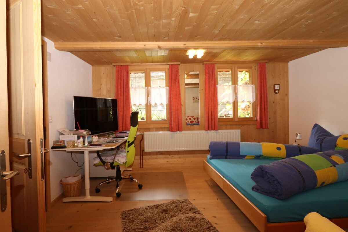 Photo 5