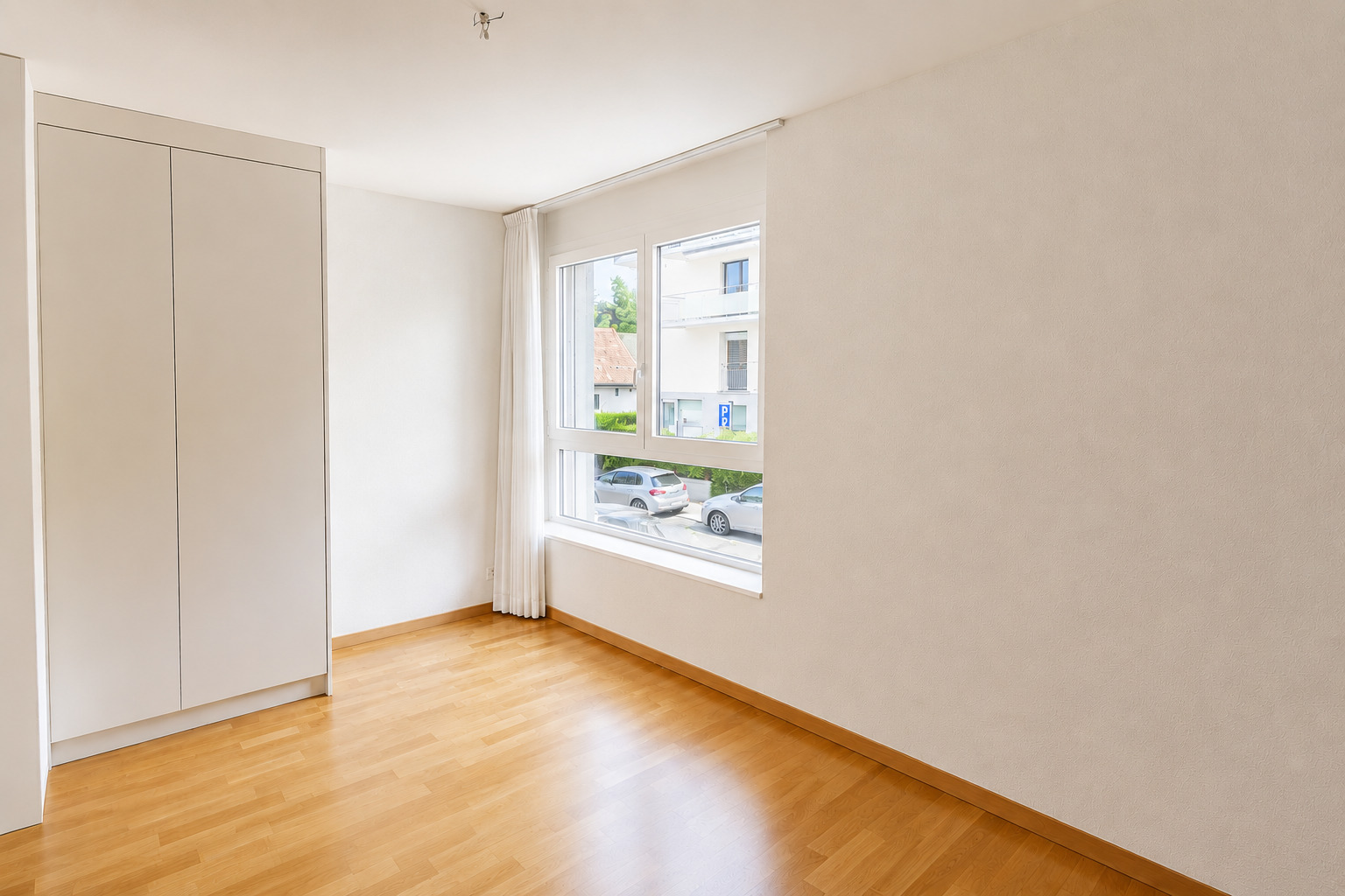 Interior view 8