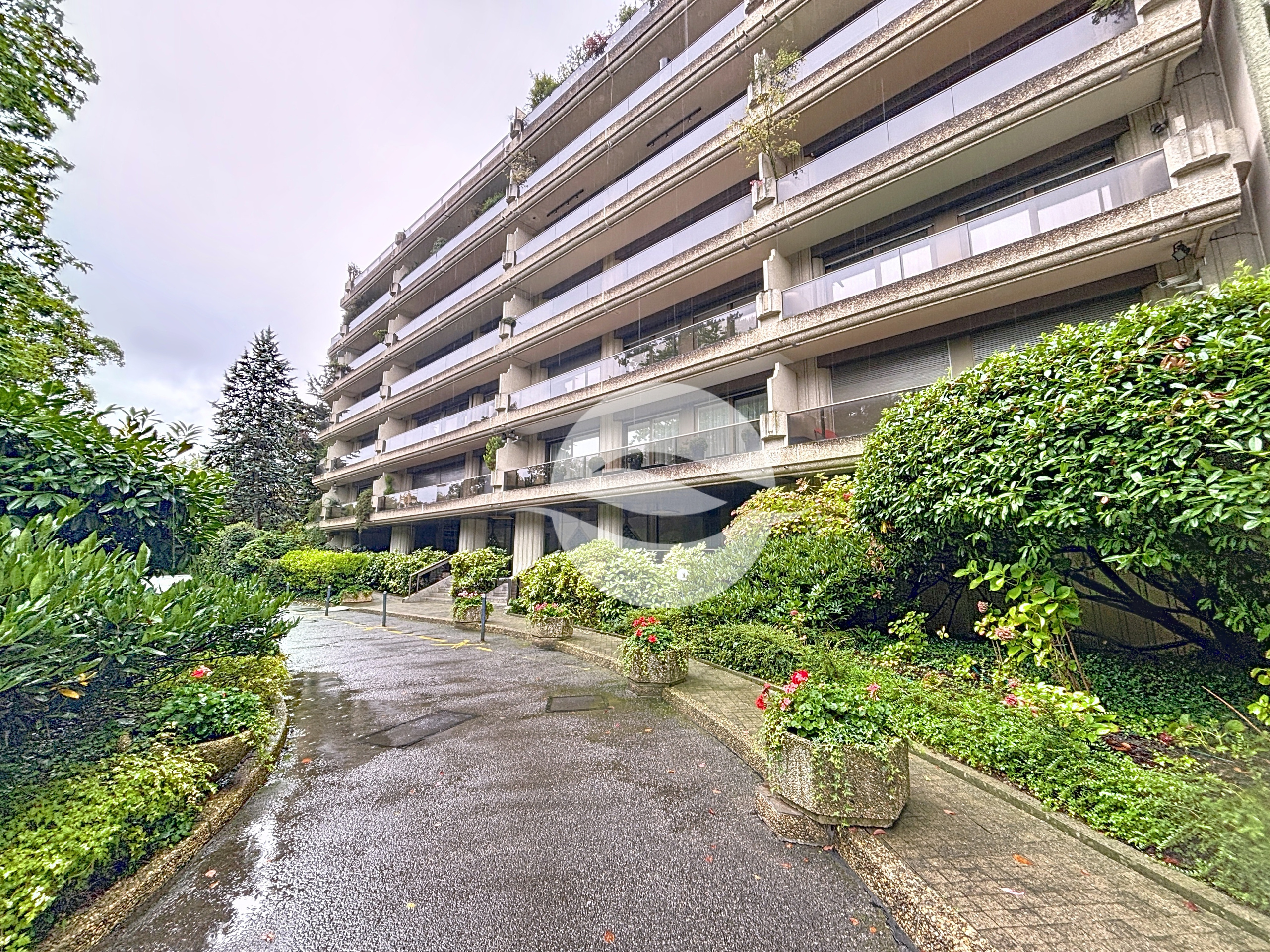 Vue de l'immeuble Vue de l'immeuble