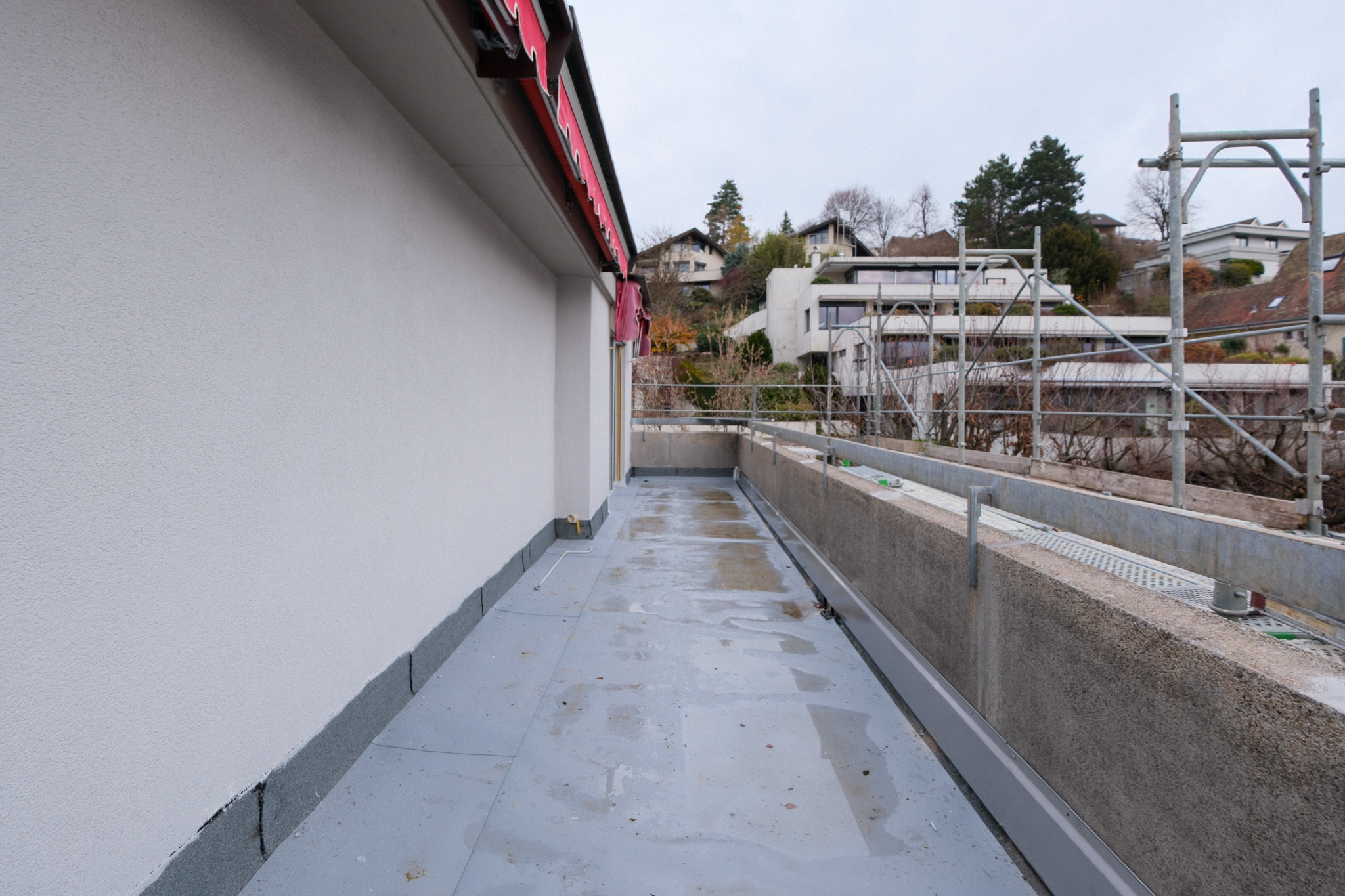 Attika-Terrasse - Ostseite, Morgensonne