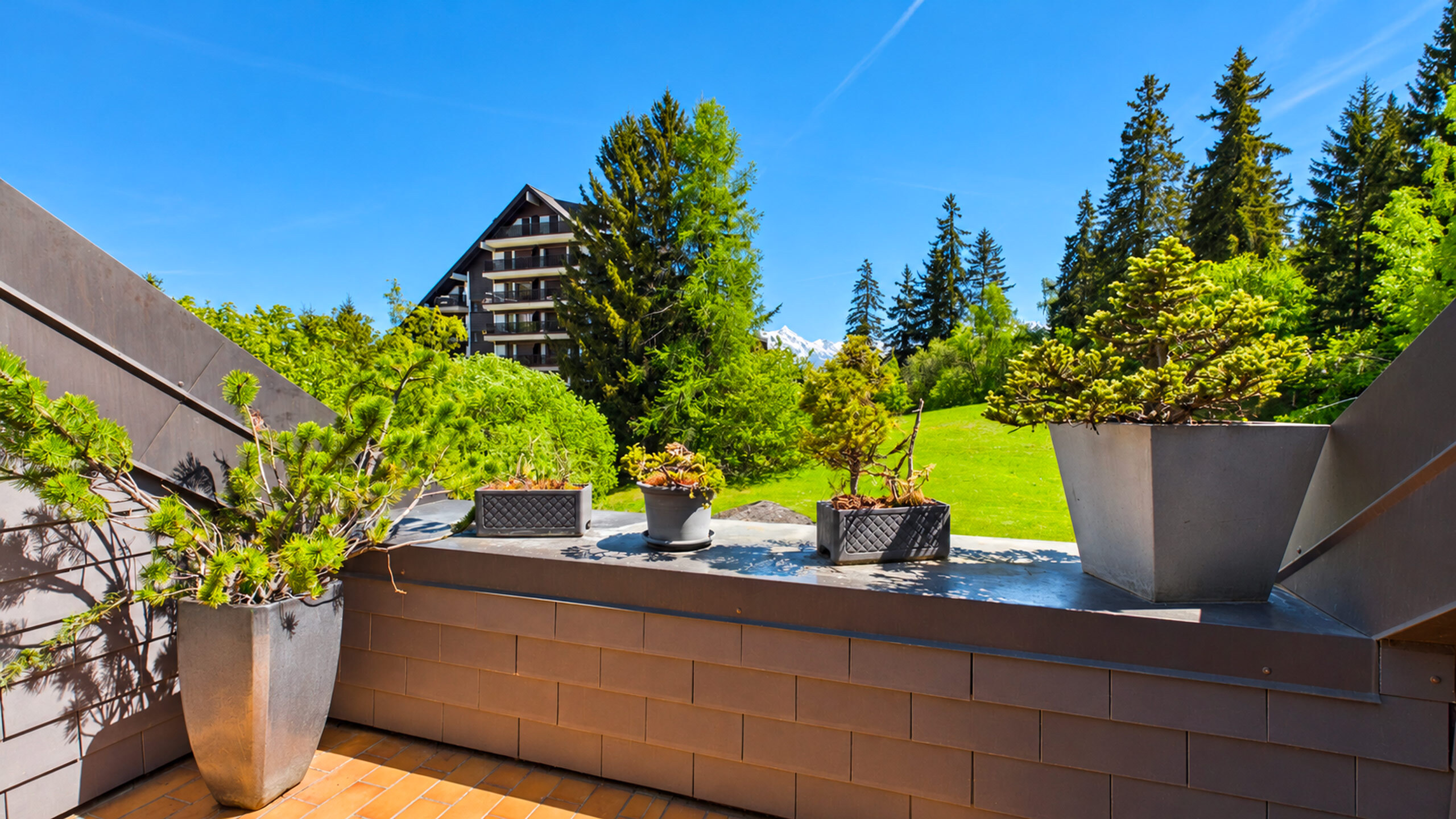 Petite terrasse - Vue 1
