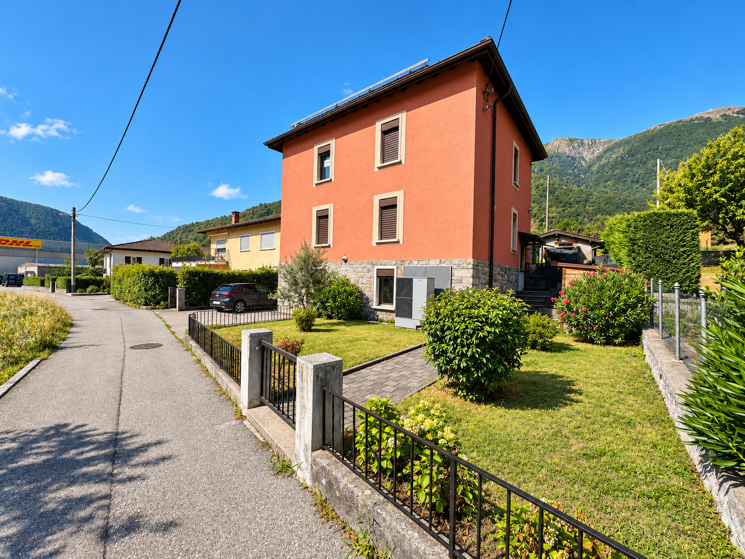 Exterior view 1