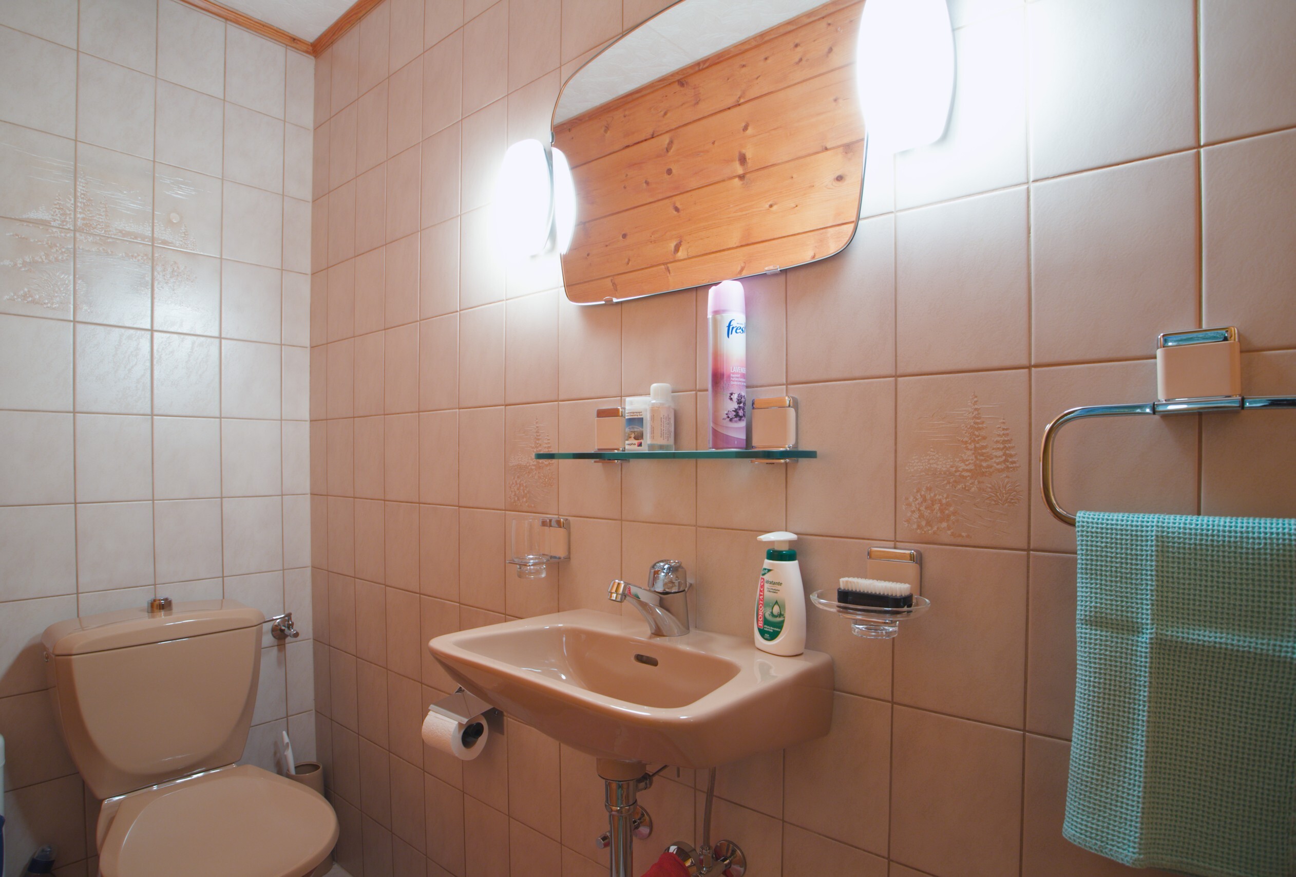 Photo 10