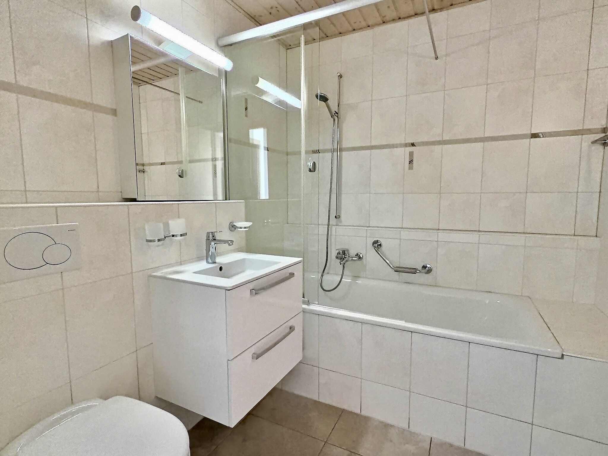 Interior view 7