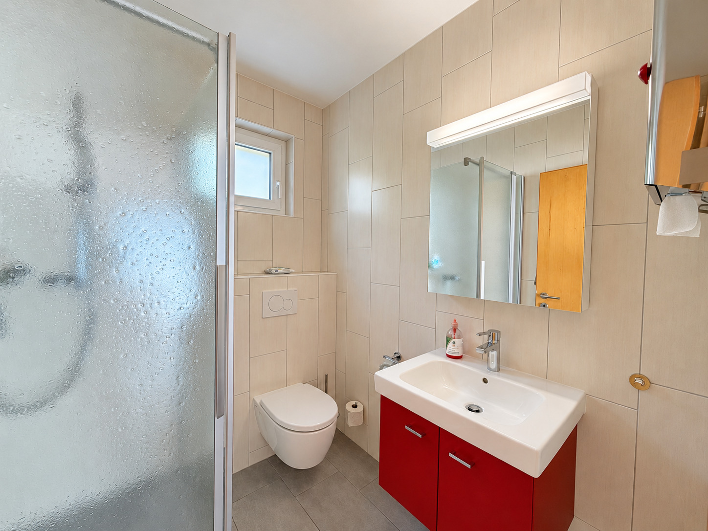 Interior view 10