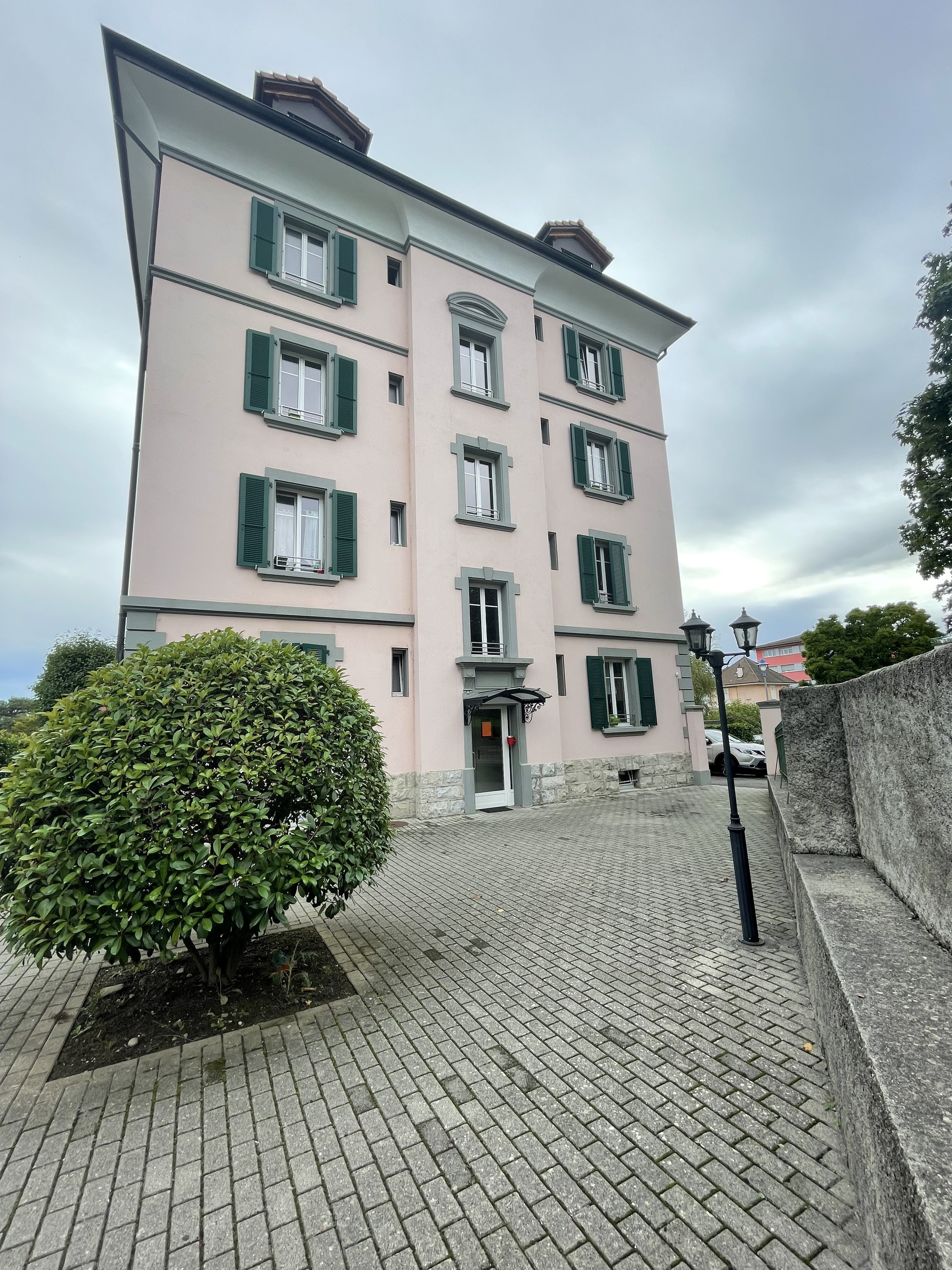 Exterior view 1
