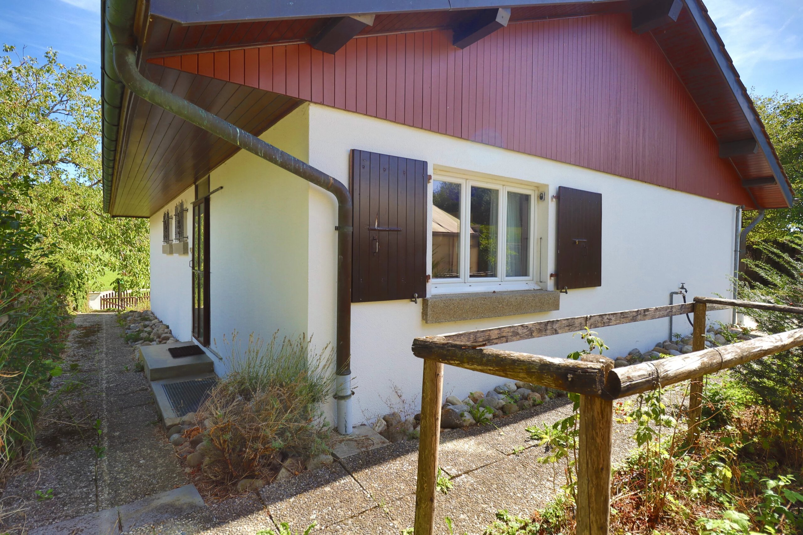 Photo 32