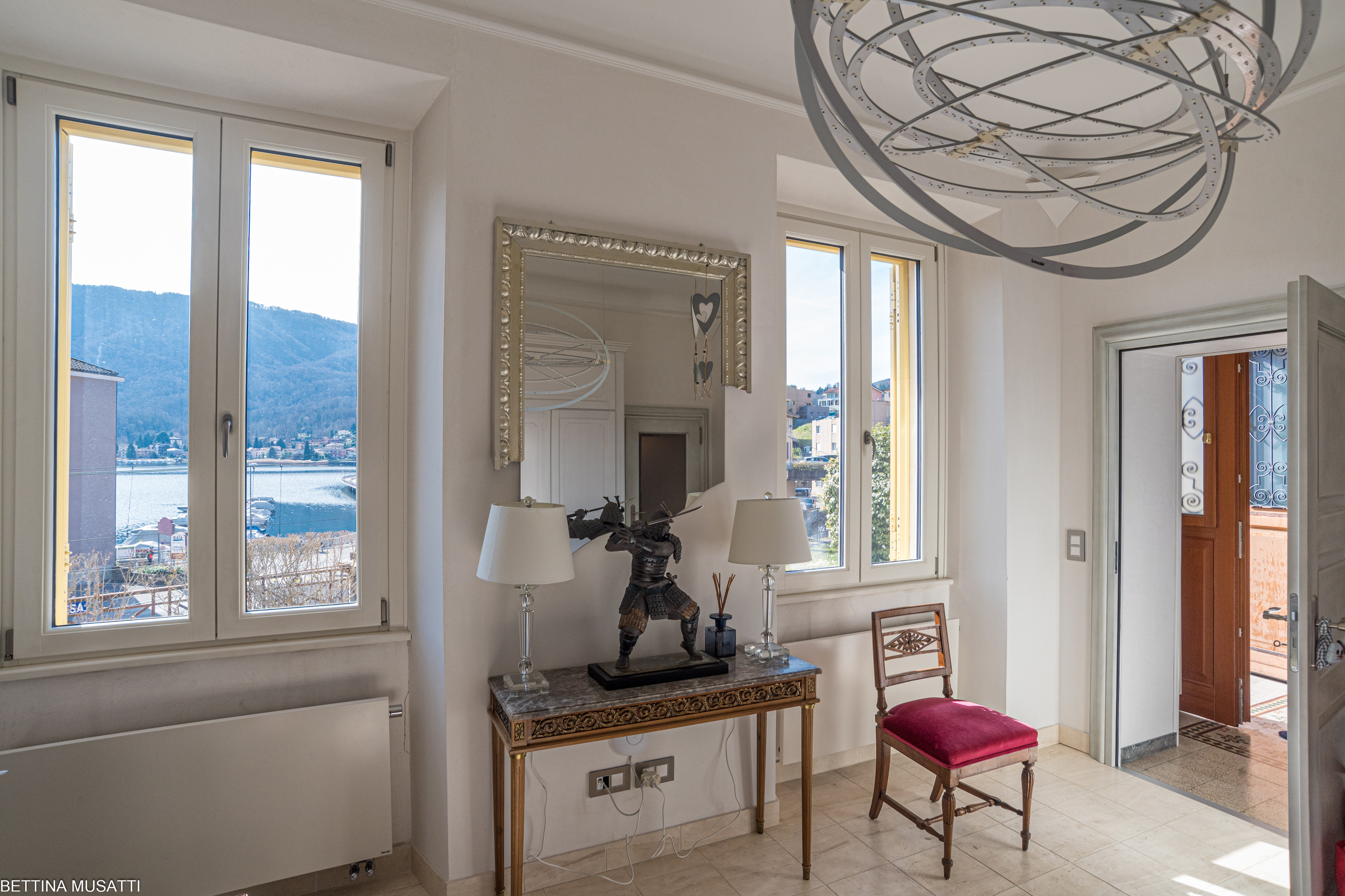 Interior view 5