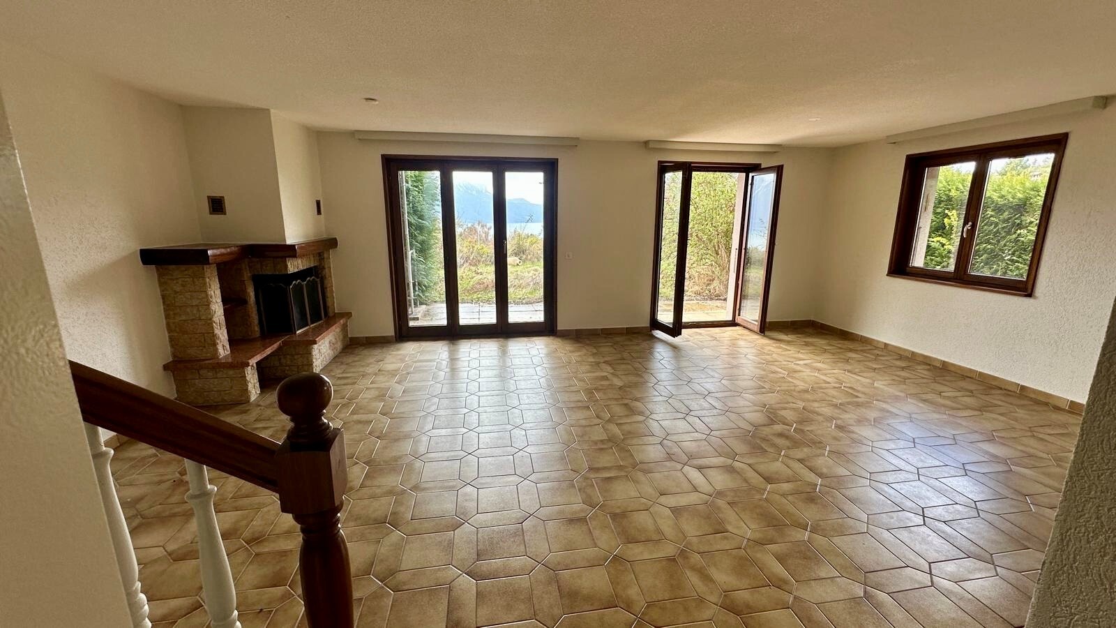 Salle de séjour rez-de-chaussée