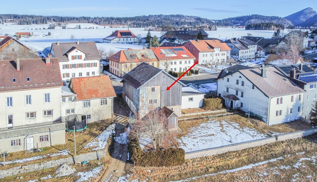 Vue aérienne sur la grange Vue aérienne sur la grange