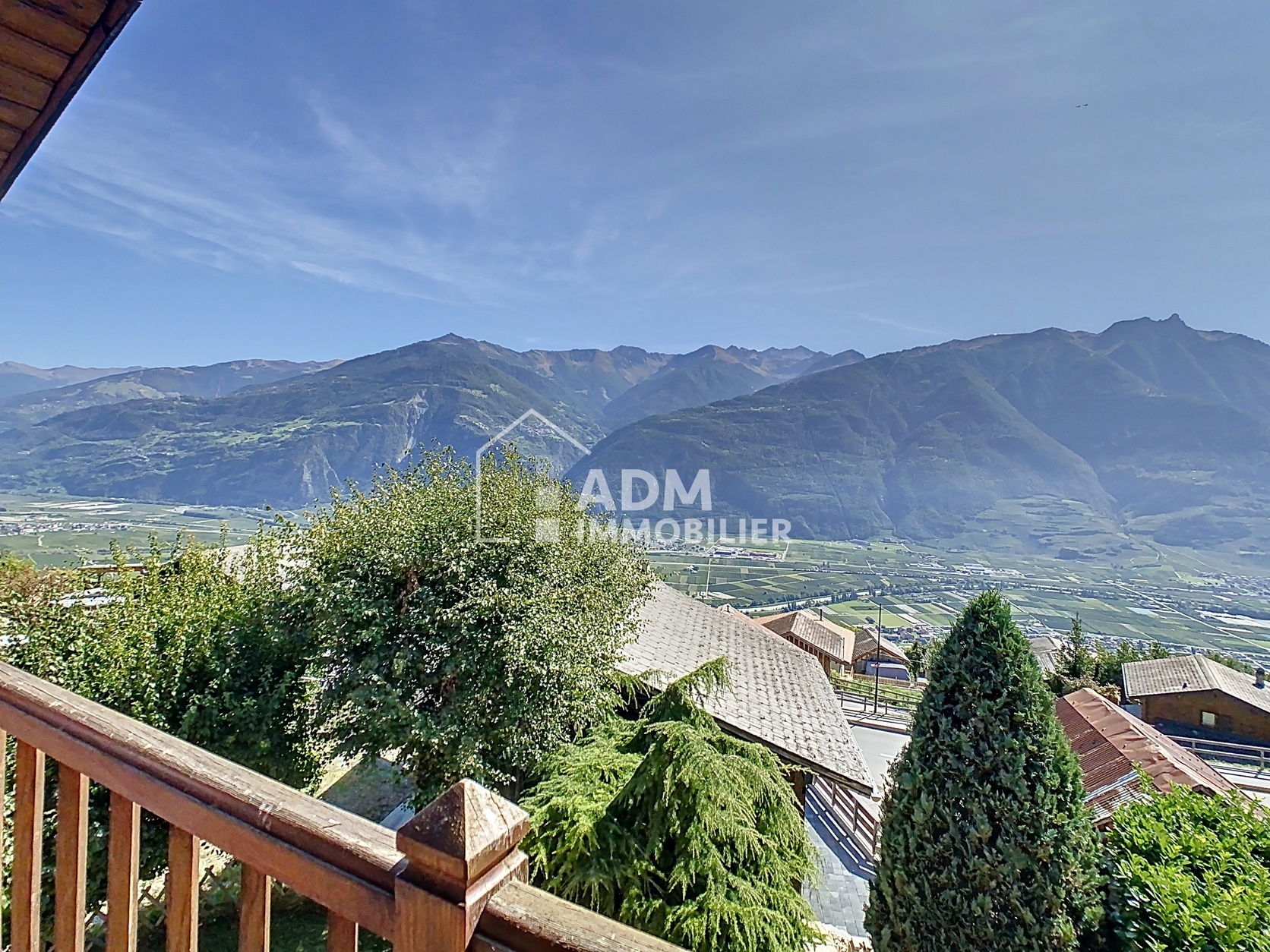 Vue depuis balcon 1er