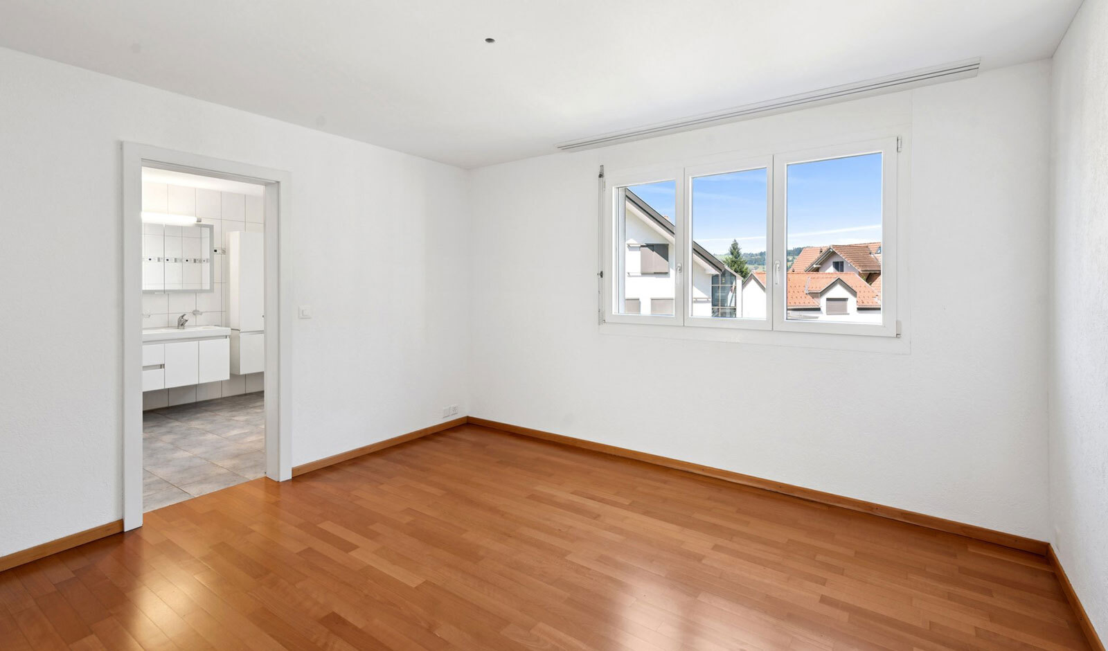 weitere Bilder unter dv-immo.ch weitere Bilder unter dv-immo.ch