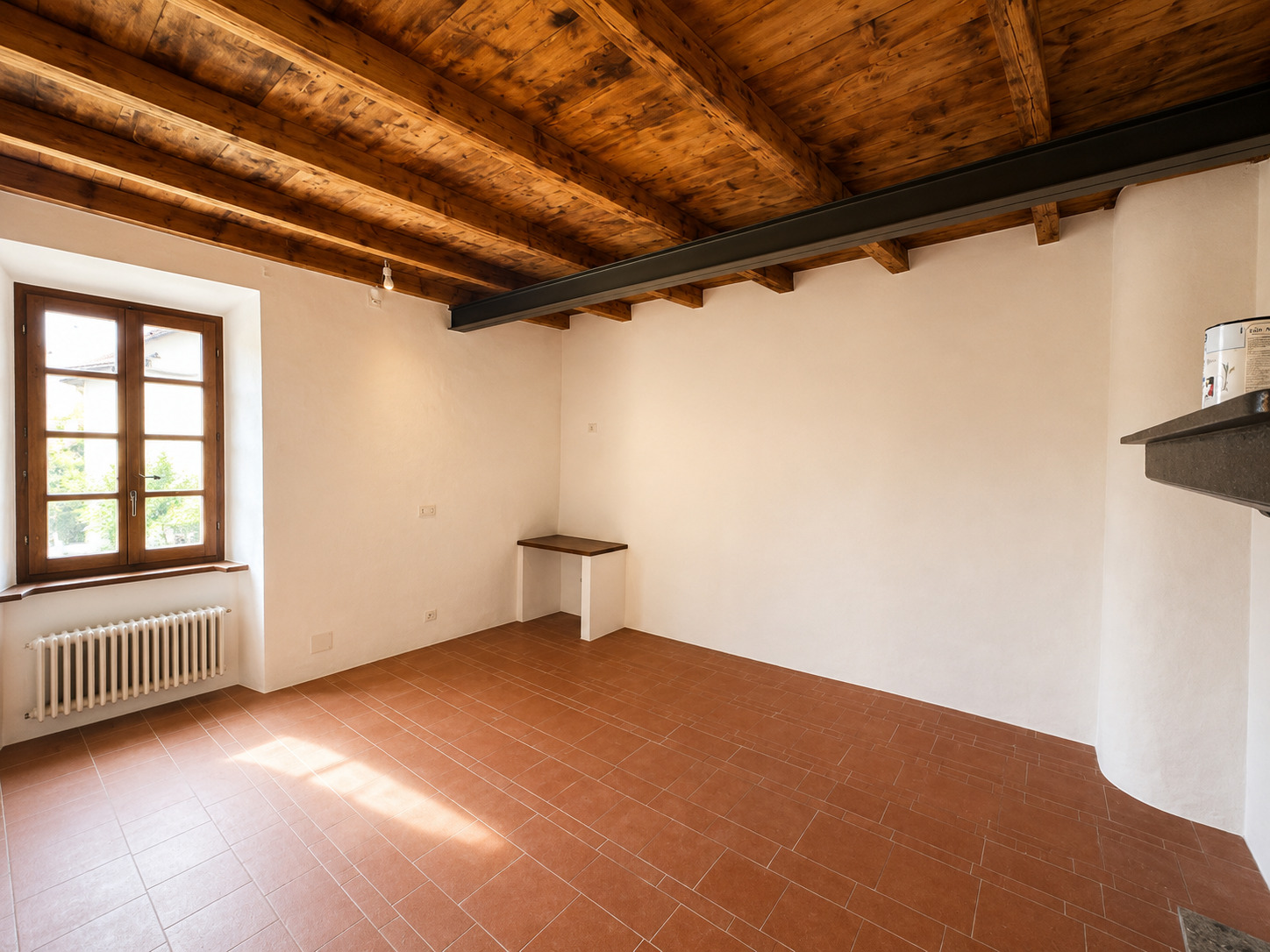 Interior view 2