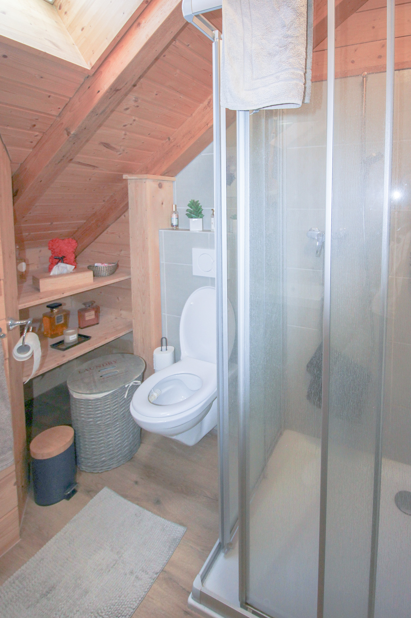 2ème étage - salle d'eau 2ème étage - salle d'eau