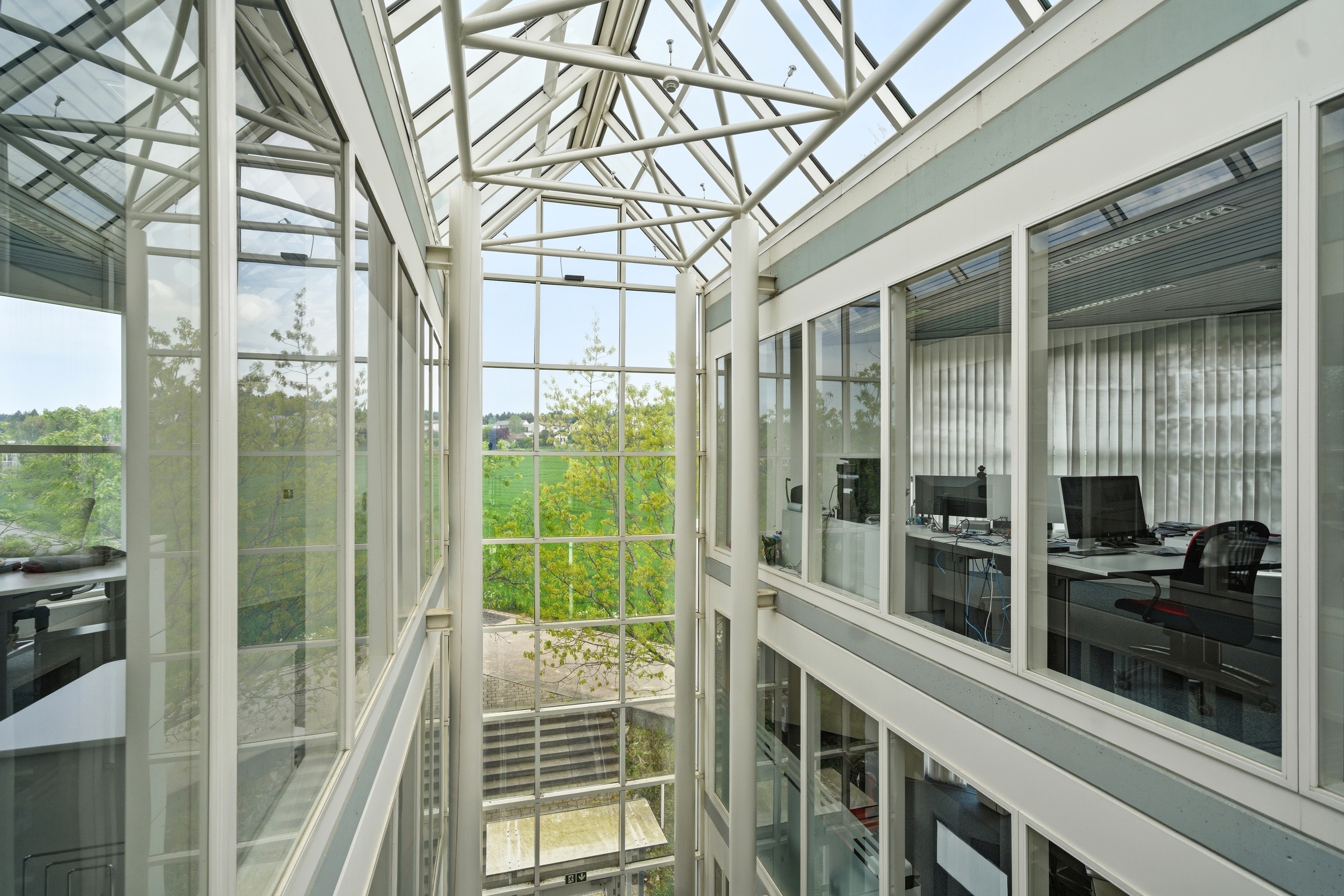 Interior view 24