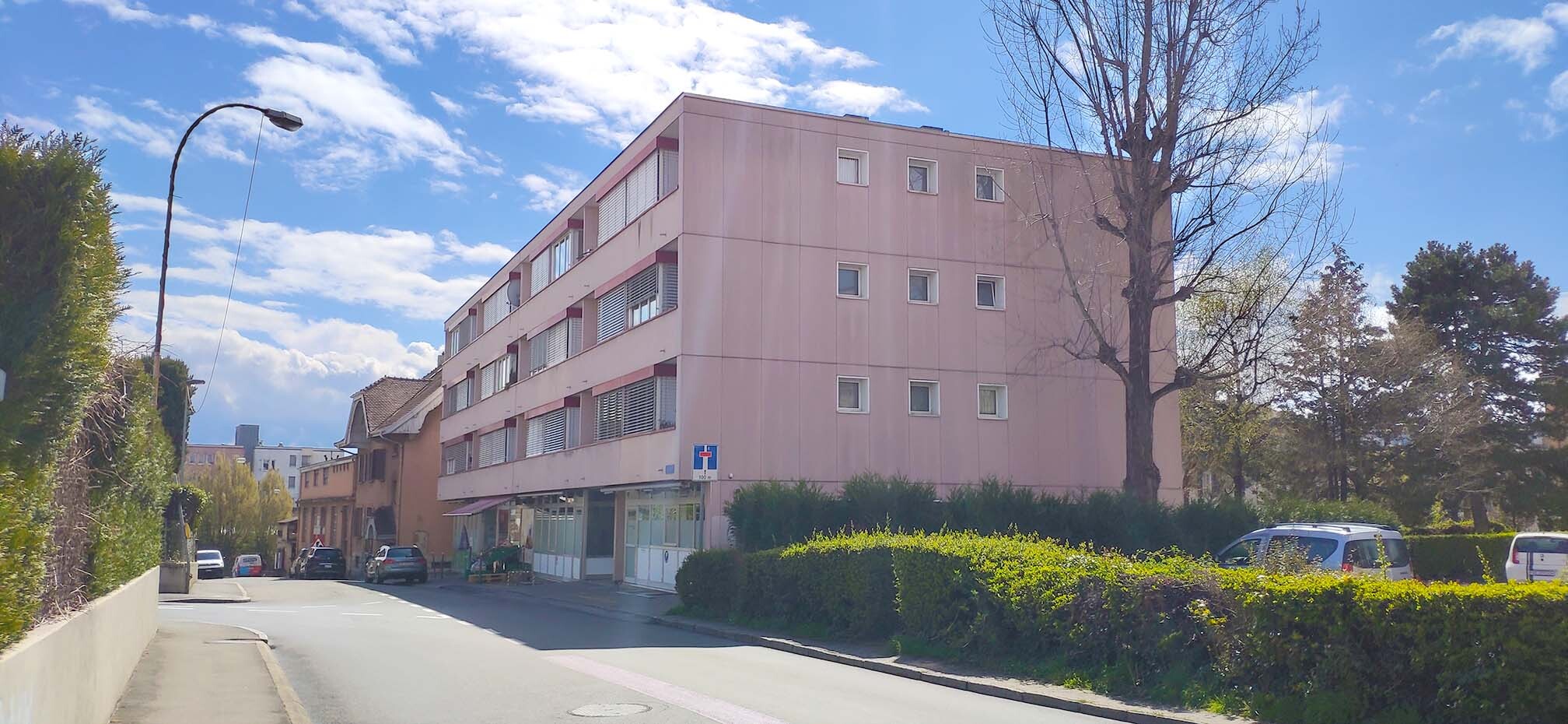 Façade