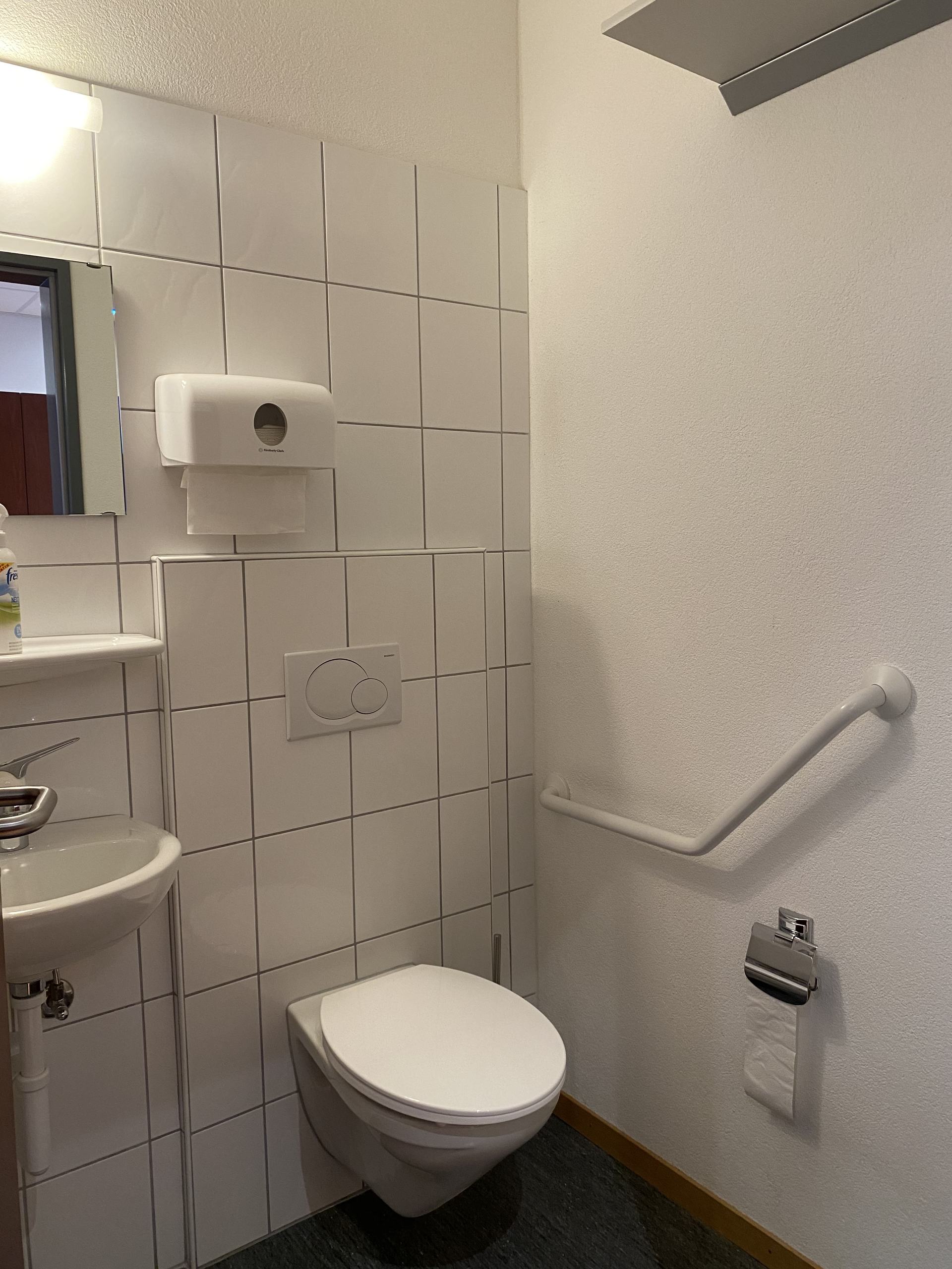 Photo 10