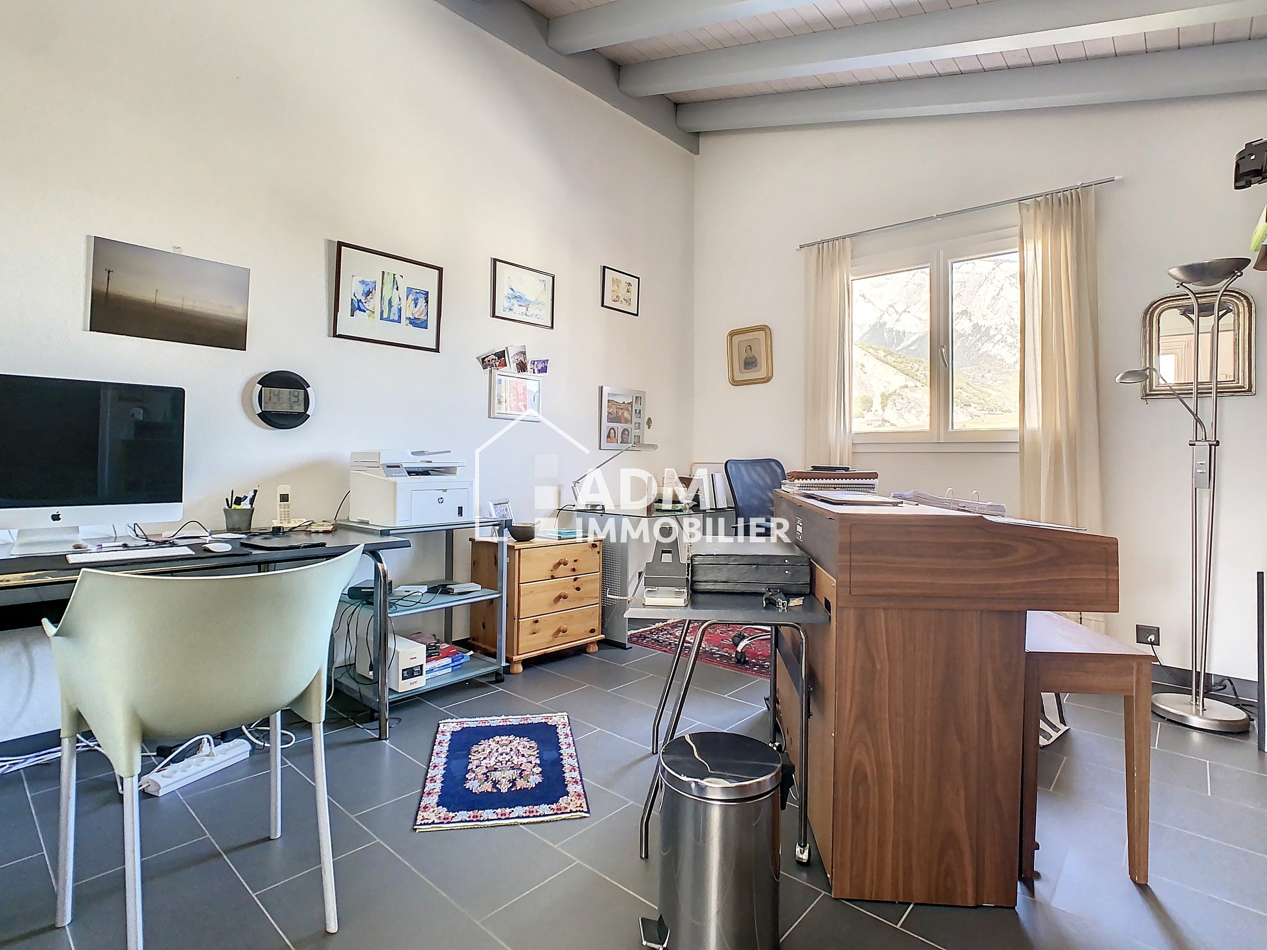 Bureau 2èm niveau Bureau 2èm niveau