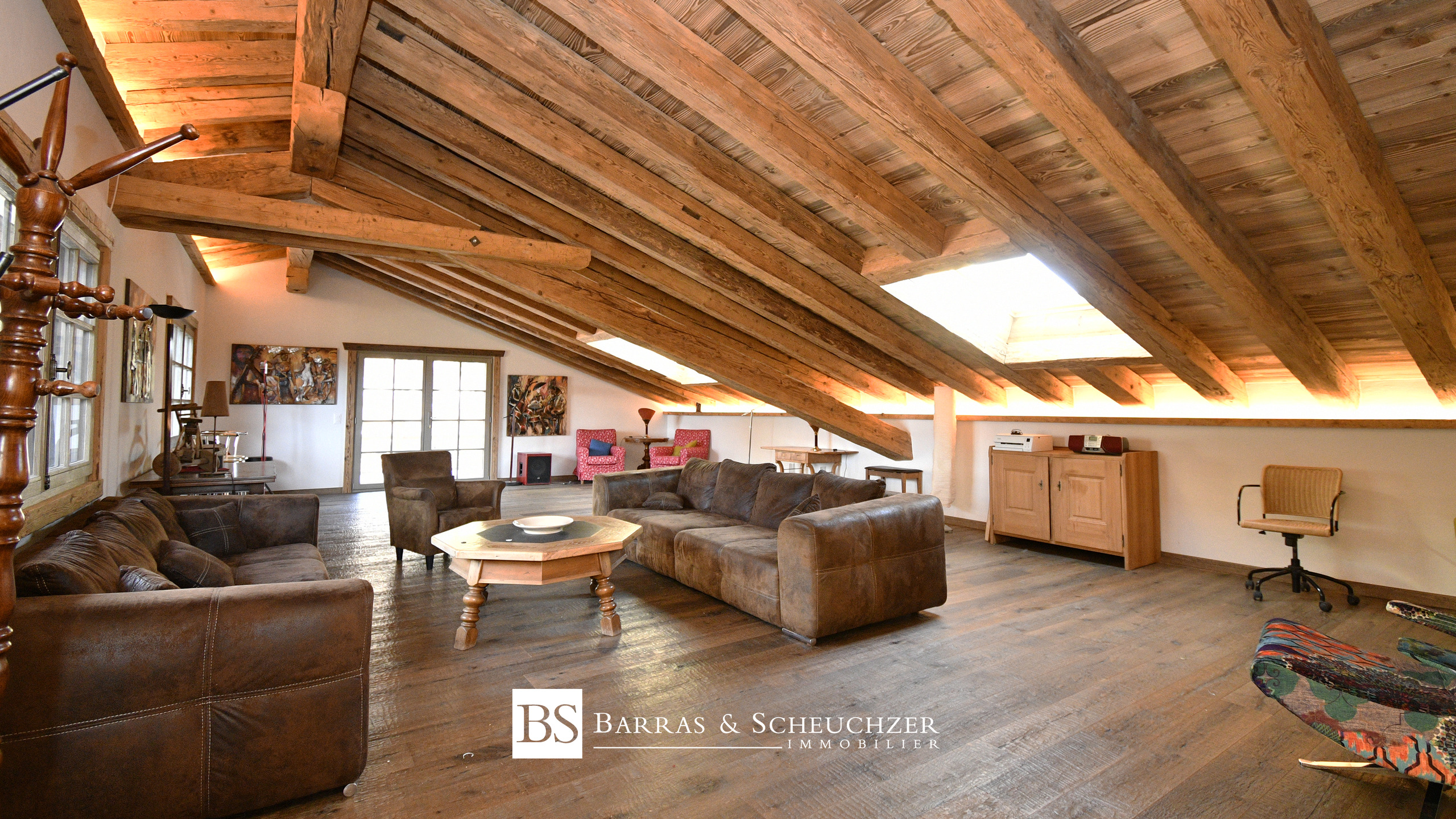 LOT 1 - Salon / Salle de réception