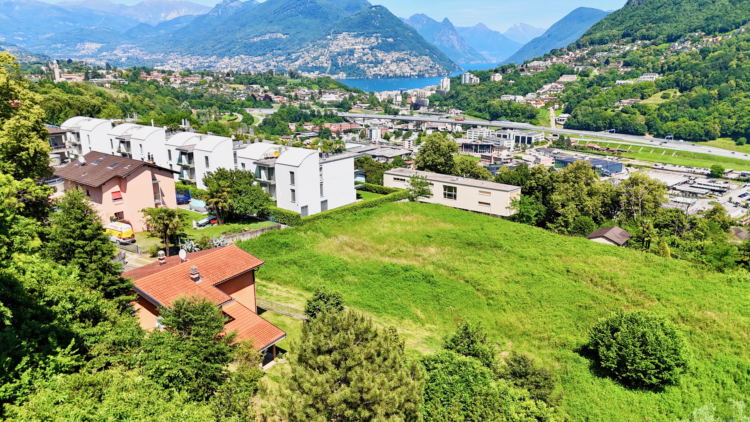 Vista esteriore 1
