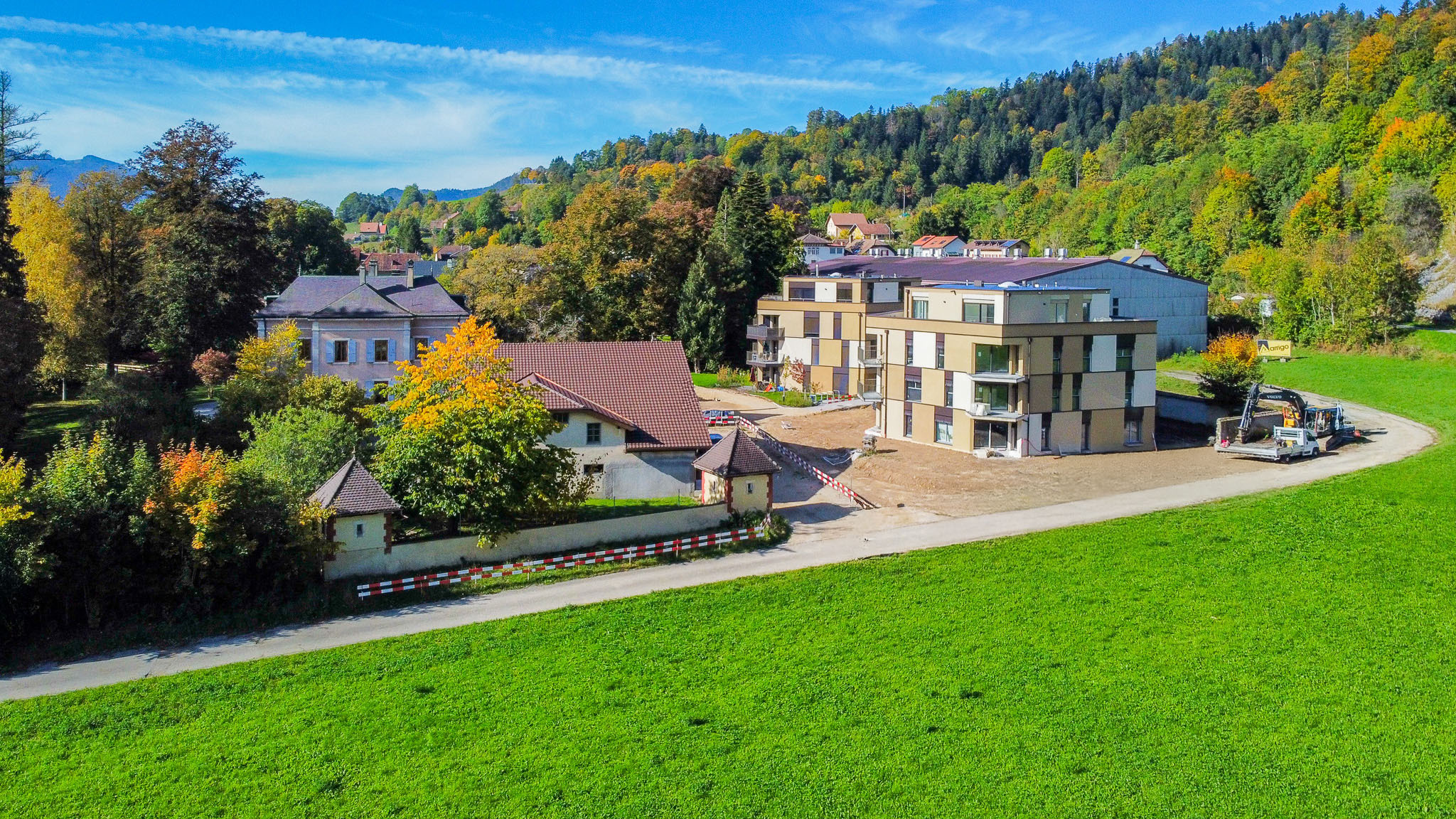 Vue aérienne sur les bâtiments A et B Vue aérienne sur les bâtiments A et B