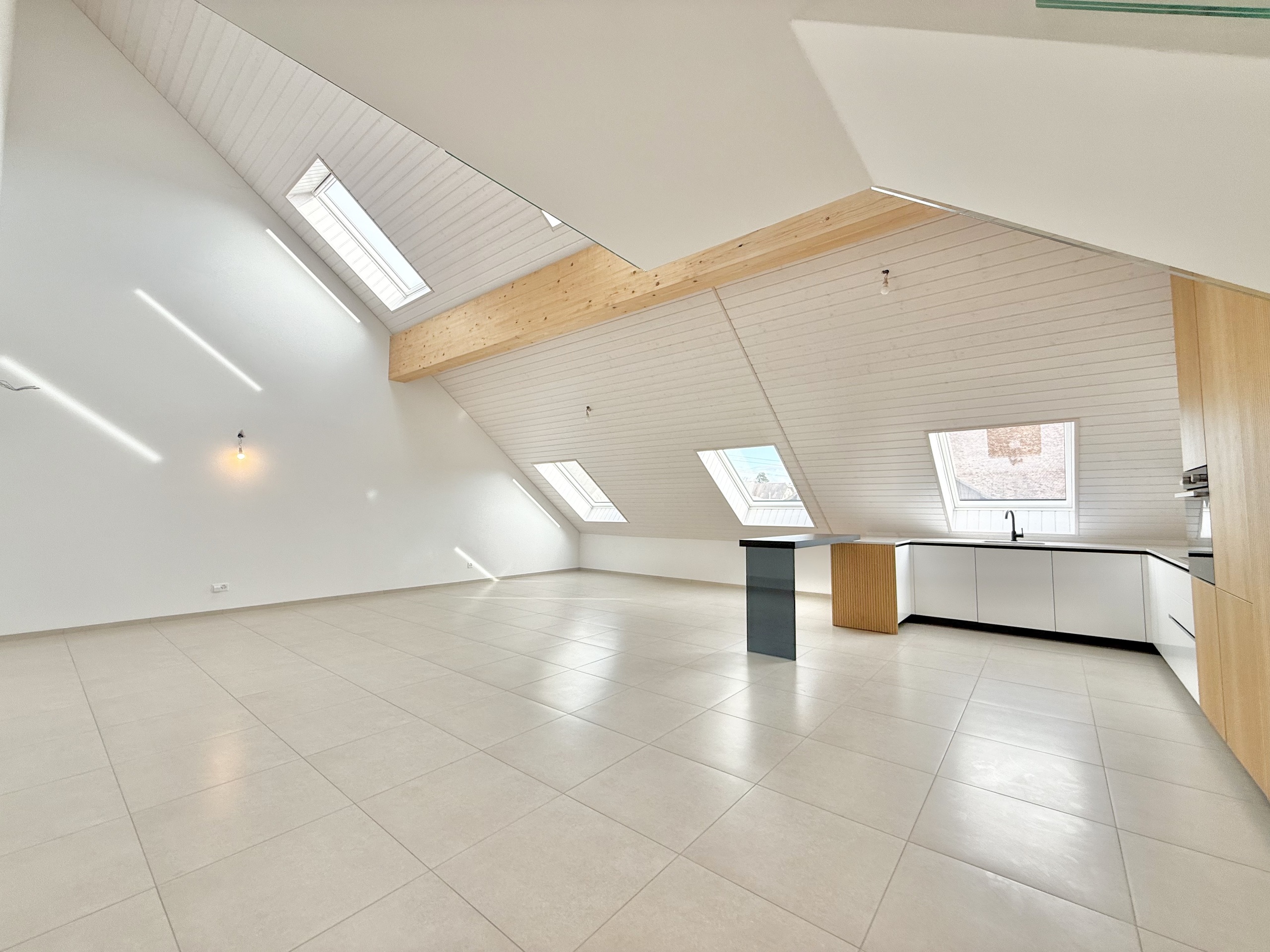 cuisine/salon non meublés cuisine/salon non meublés