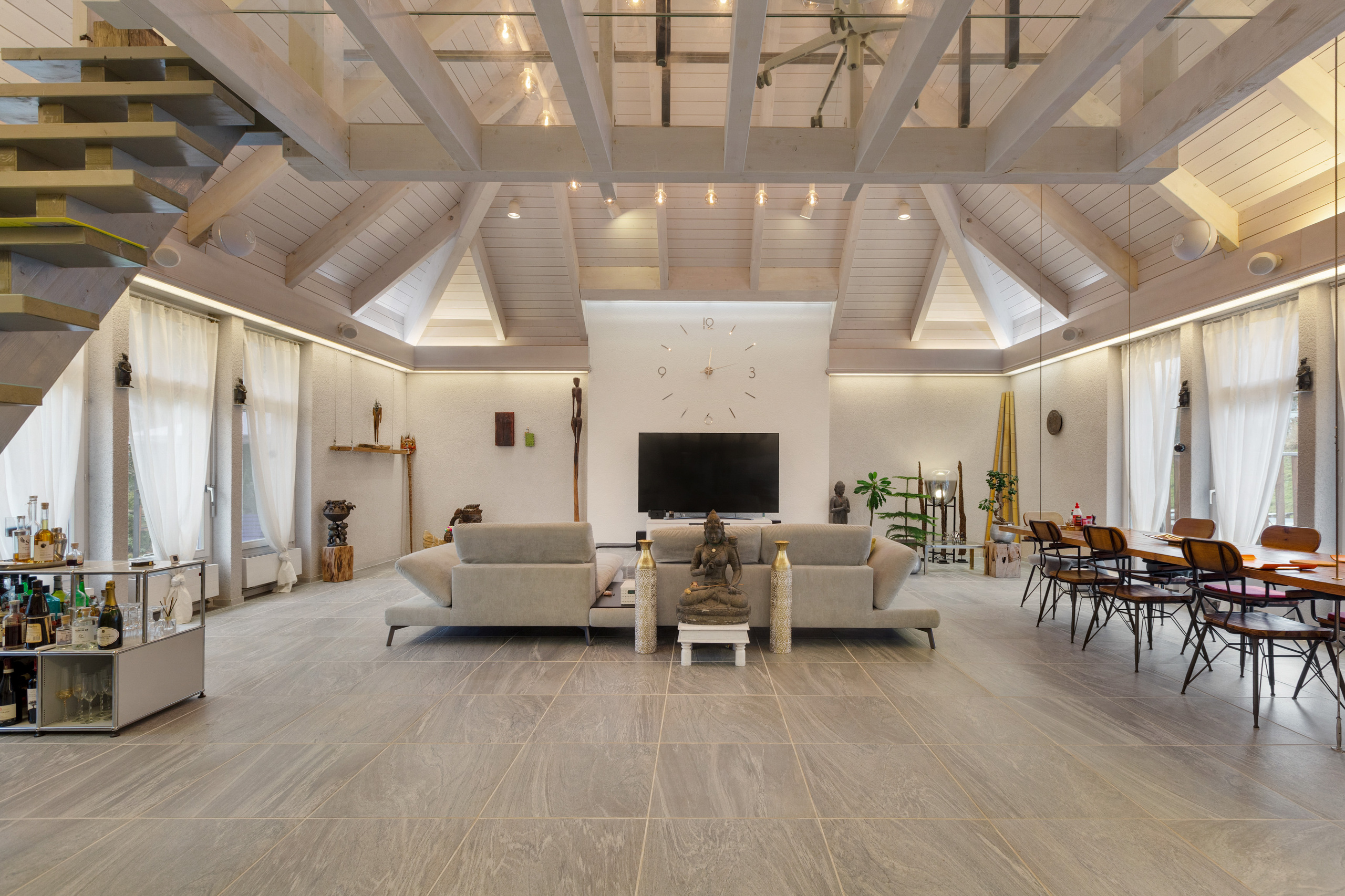 Der lichtdurchflutete, offene Wohnraum Der lichtdurchflutete, offene Wohnraum