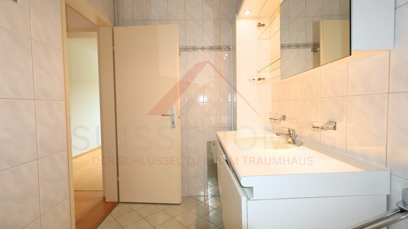 Badezimmer mit Badewanne ? Salle de bains avec baignoire