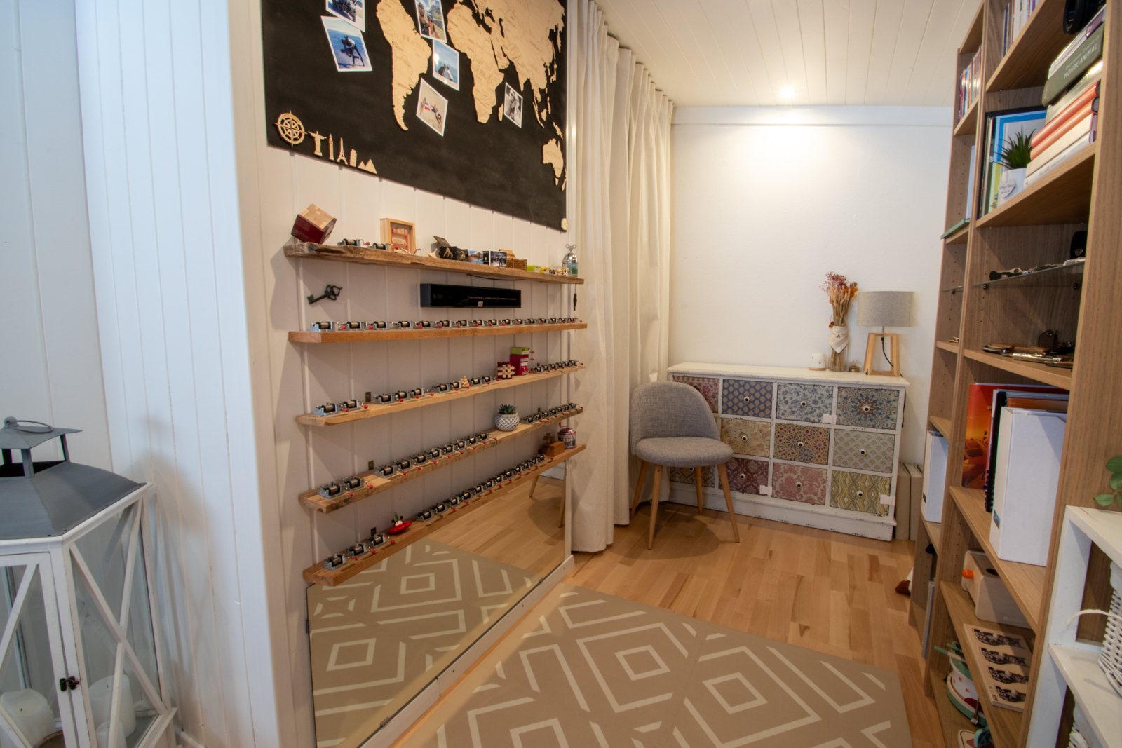 Espace TV à l'étage Espace TV à l'étage