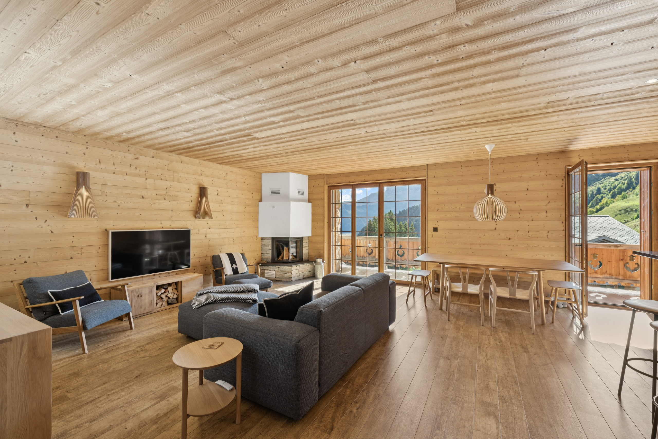 Interior view 1