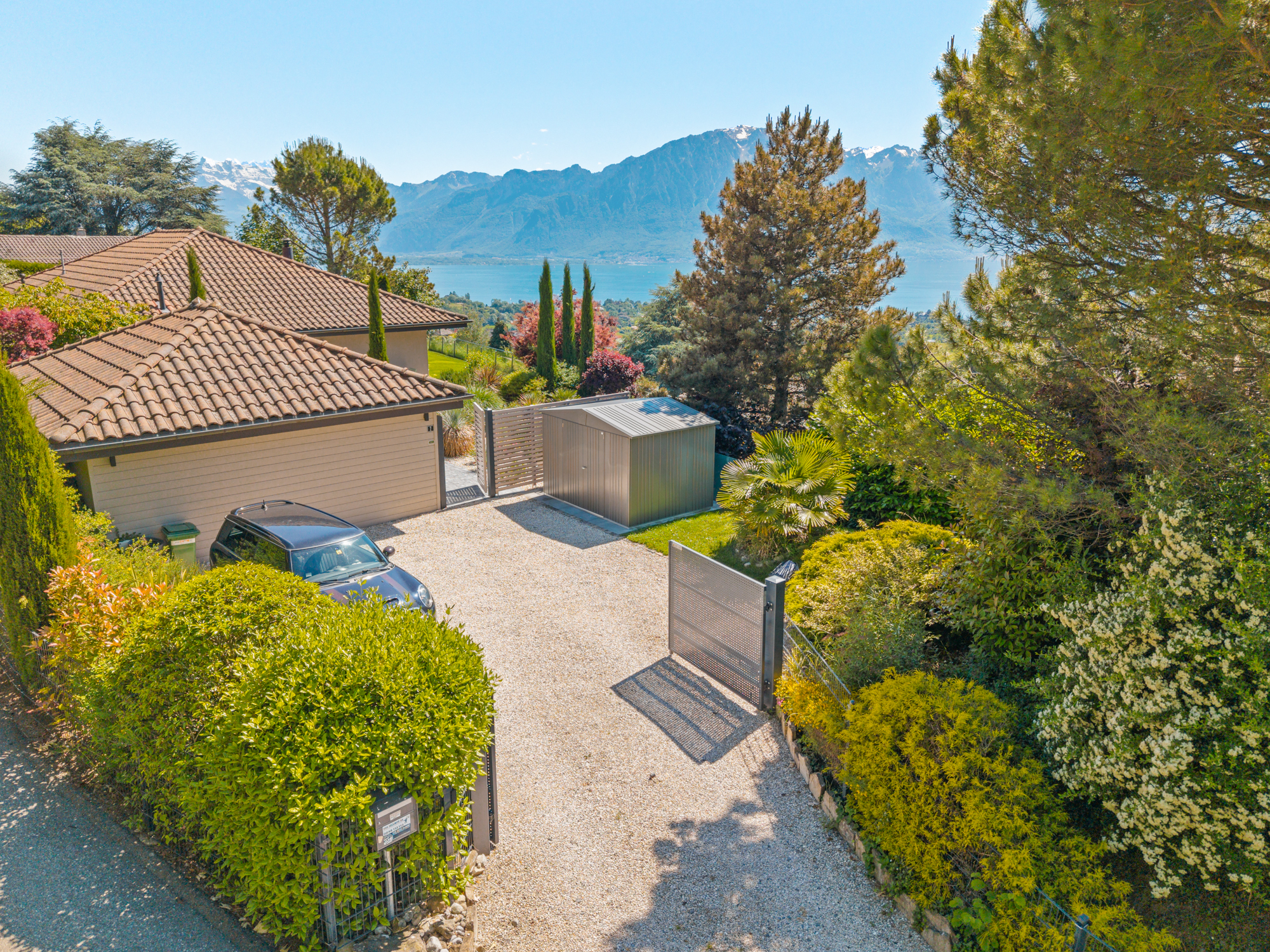 Espace parking et annexe Espace parking et annexe