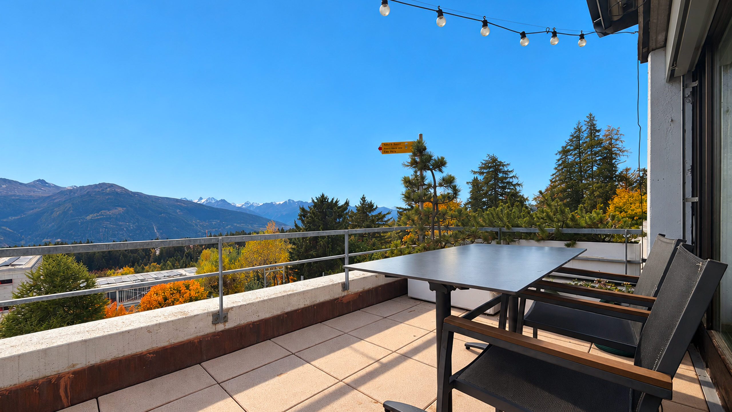 Terrasse Sud avec magnifique vue sur les Alpes Terrasse Sud avec magnifique vue sur les Alpes